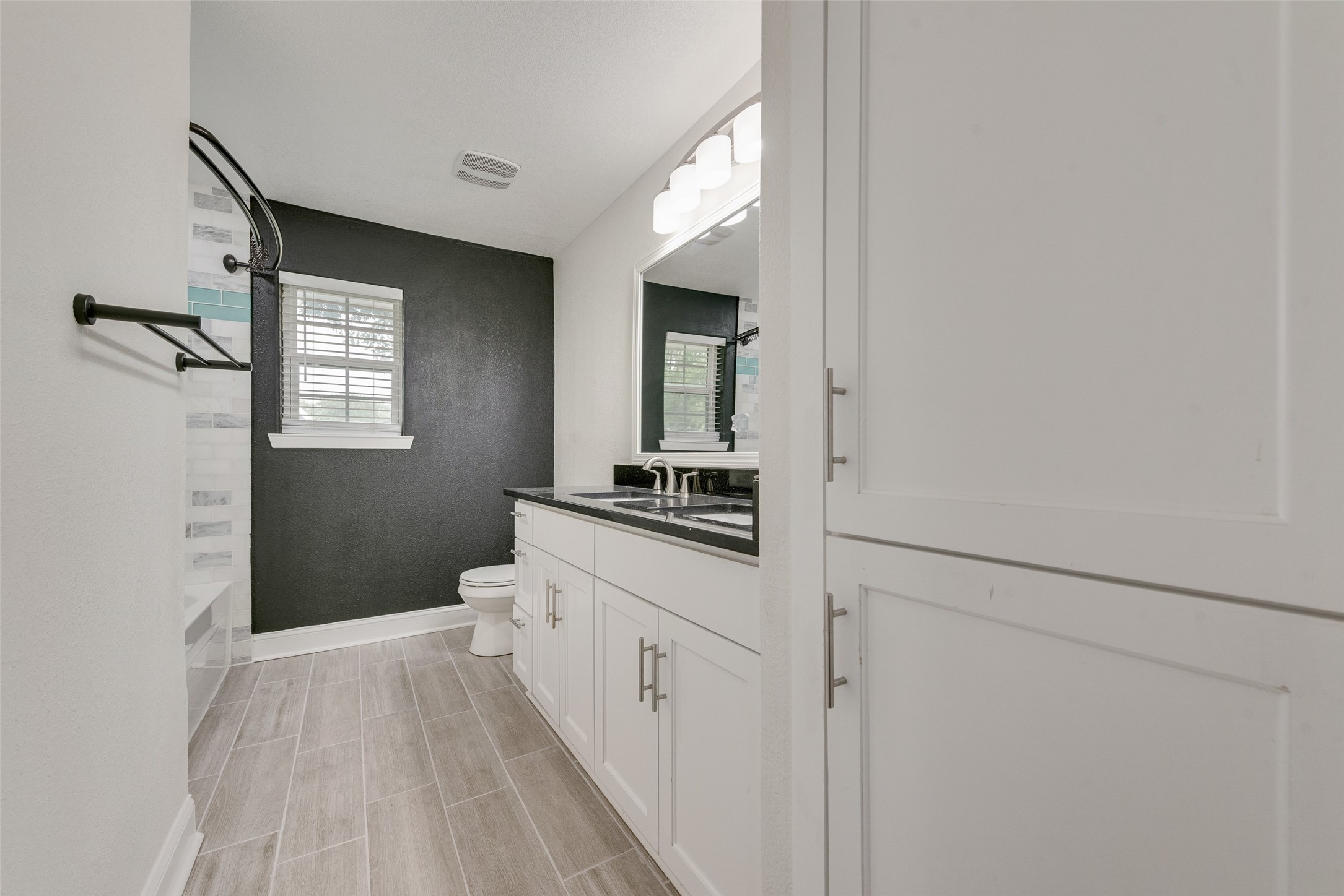 1008 Walnut Street