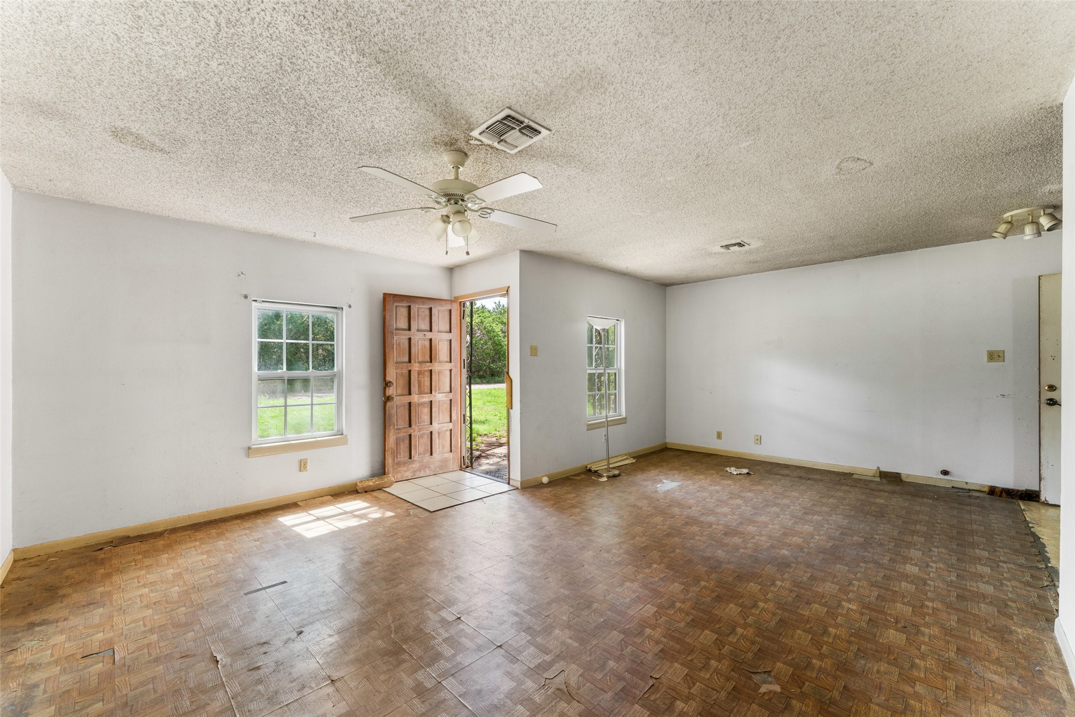 517 County Road 1700