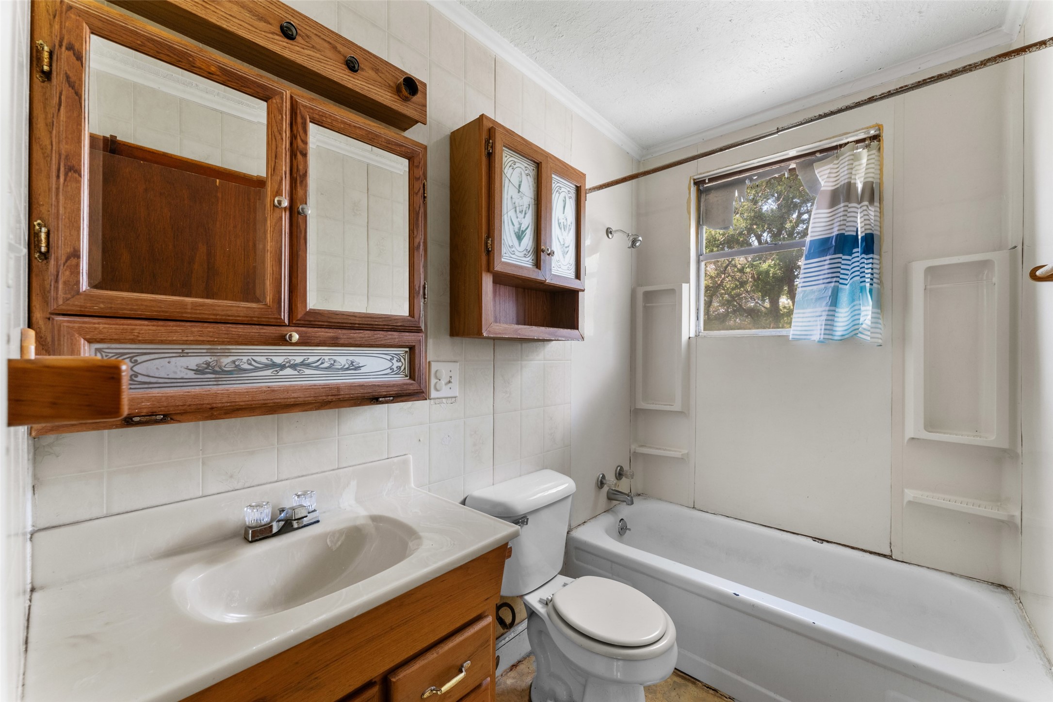 517 County Road 1700