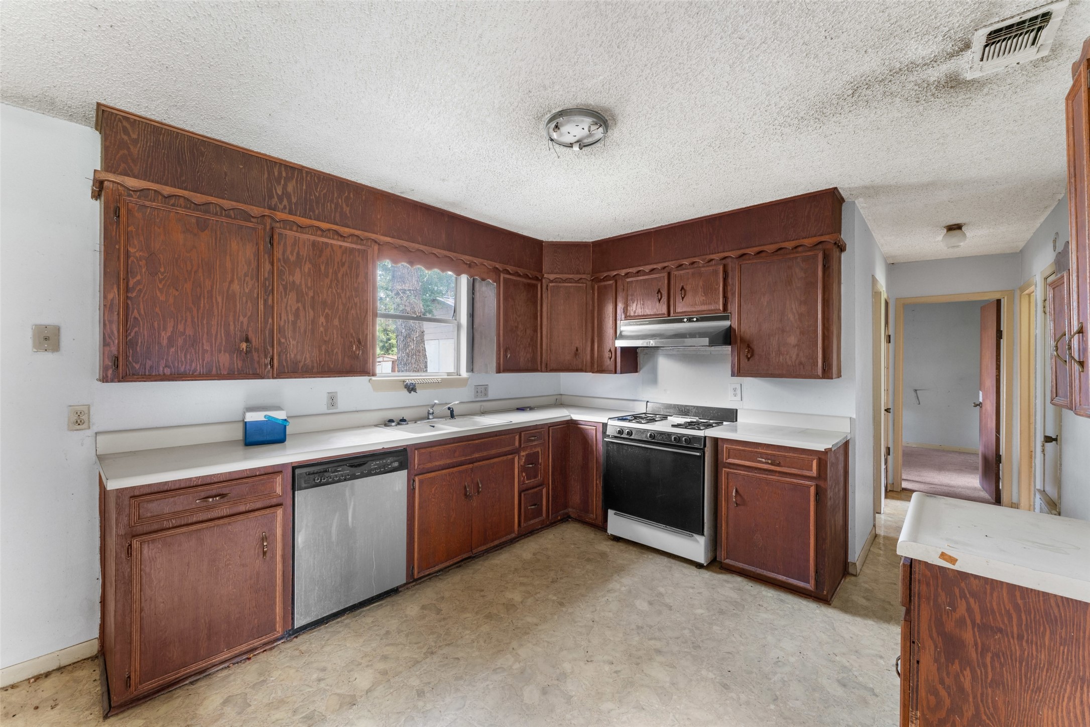 517 County Road 1700