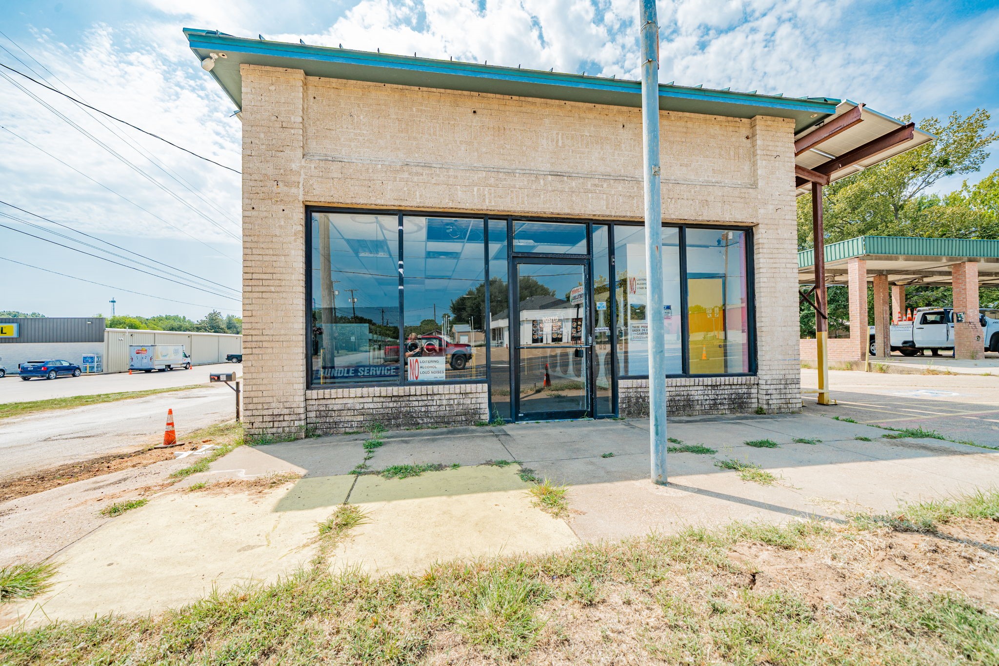 701 W Corsicana Street