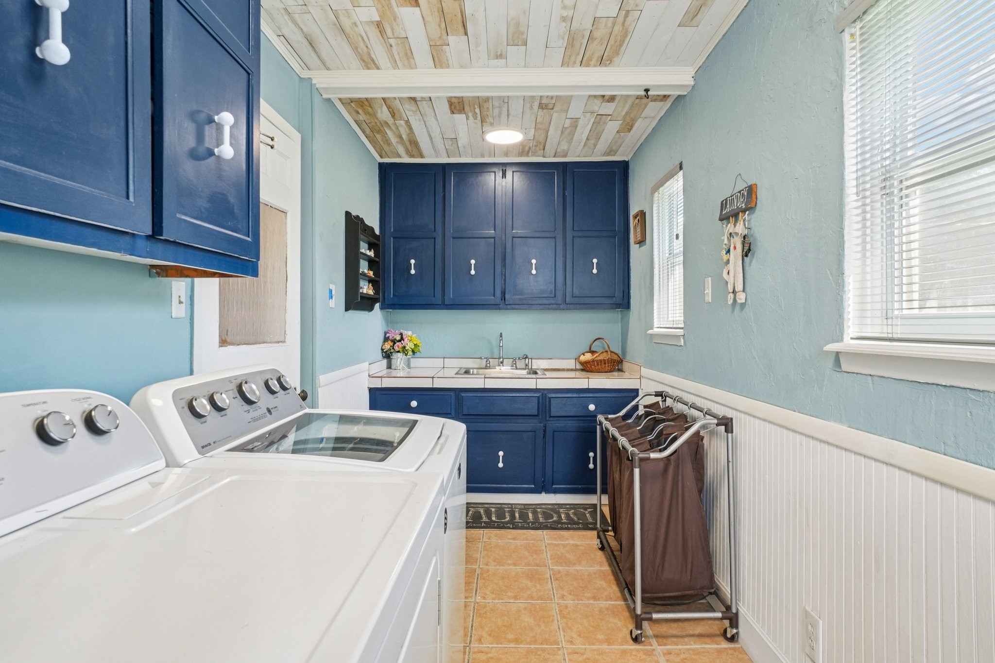 4608 Kelly Elliott Road