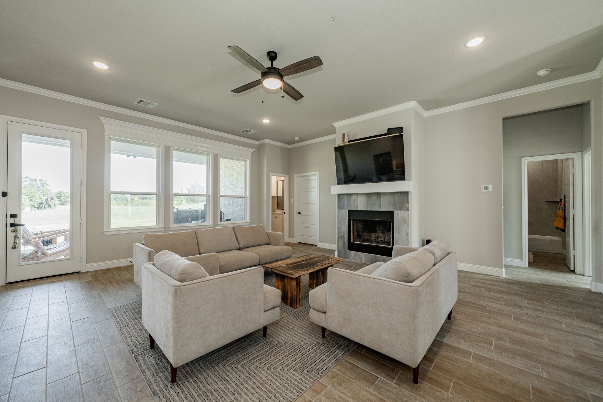 2000 Sweet Springs Road