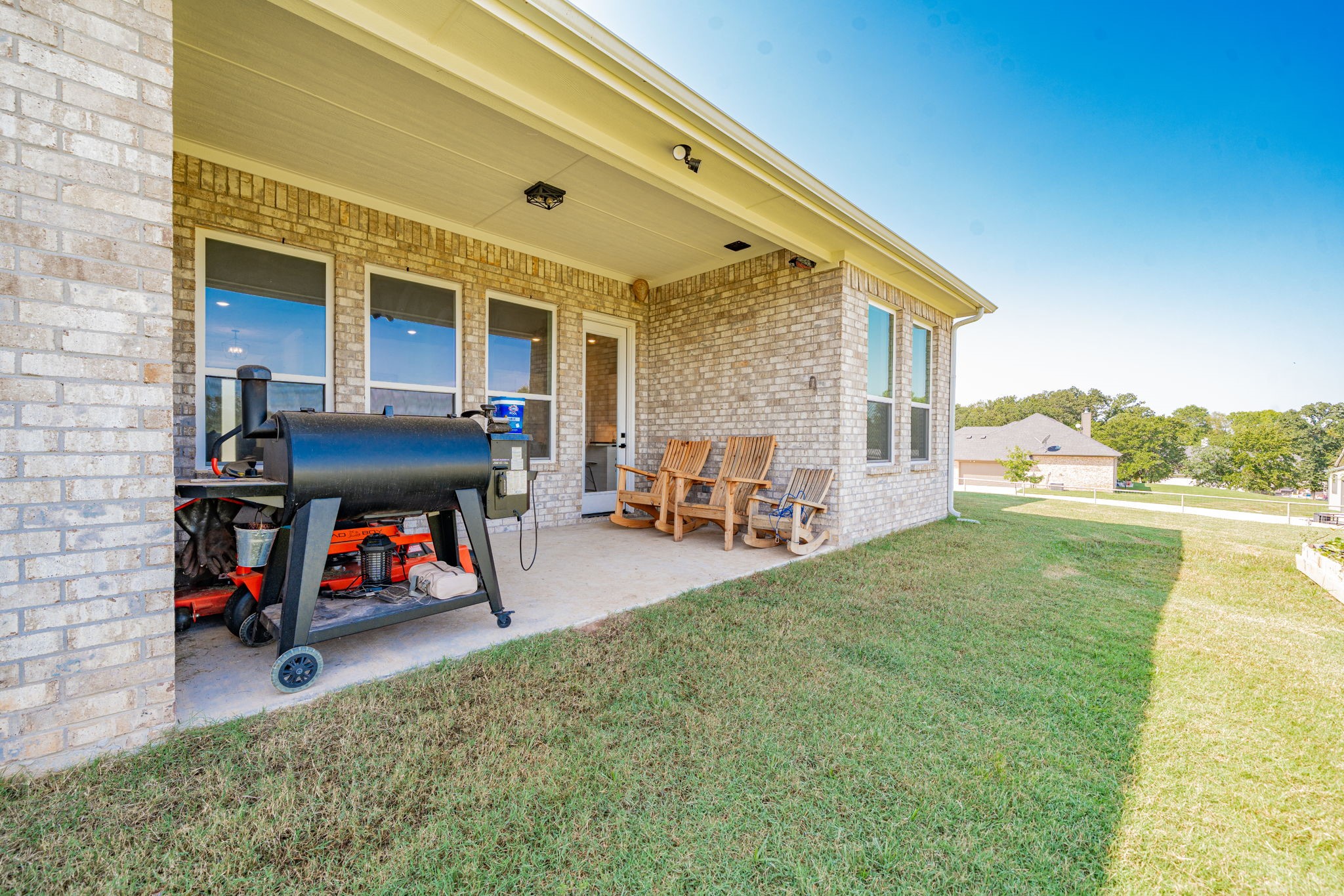 2000 Sweet Springs Road