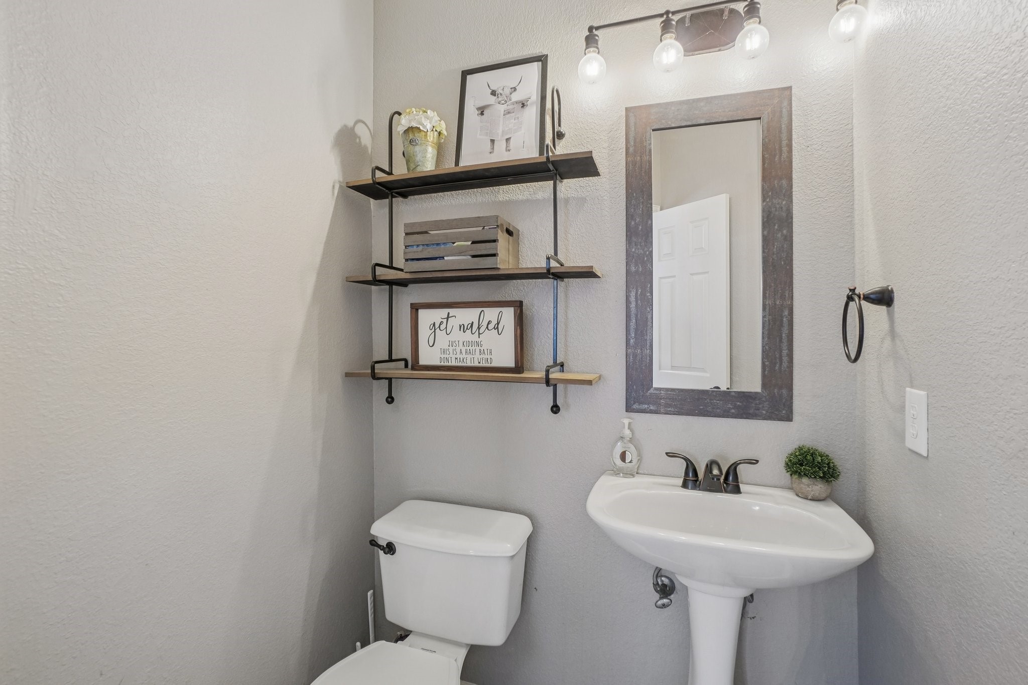 5429 Pecan Creek Circle