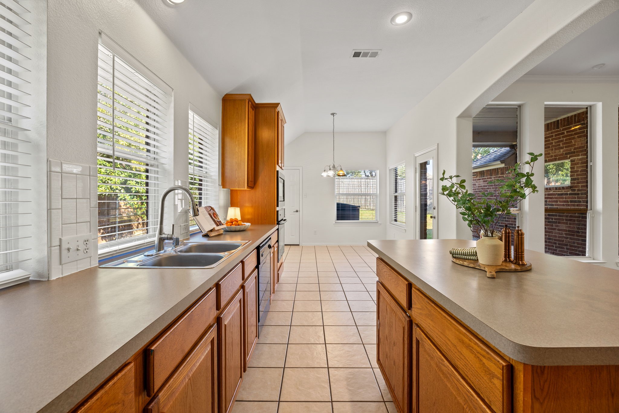1438 Audobon Lane