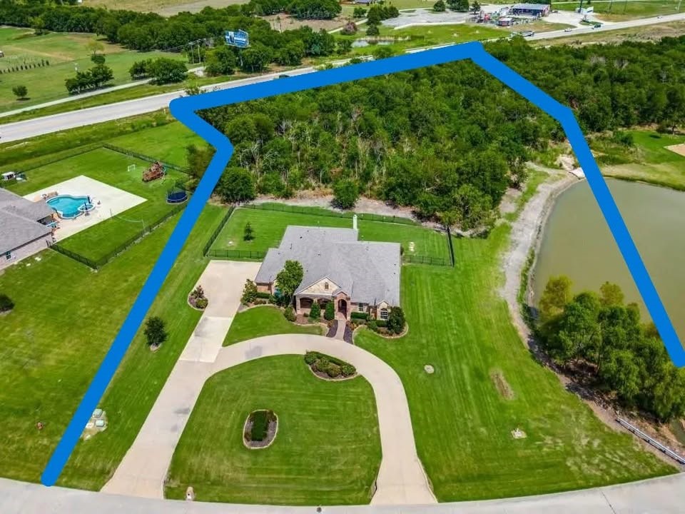 261 Chisholm Ranch Drive