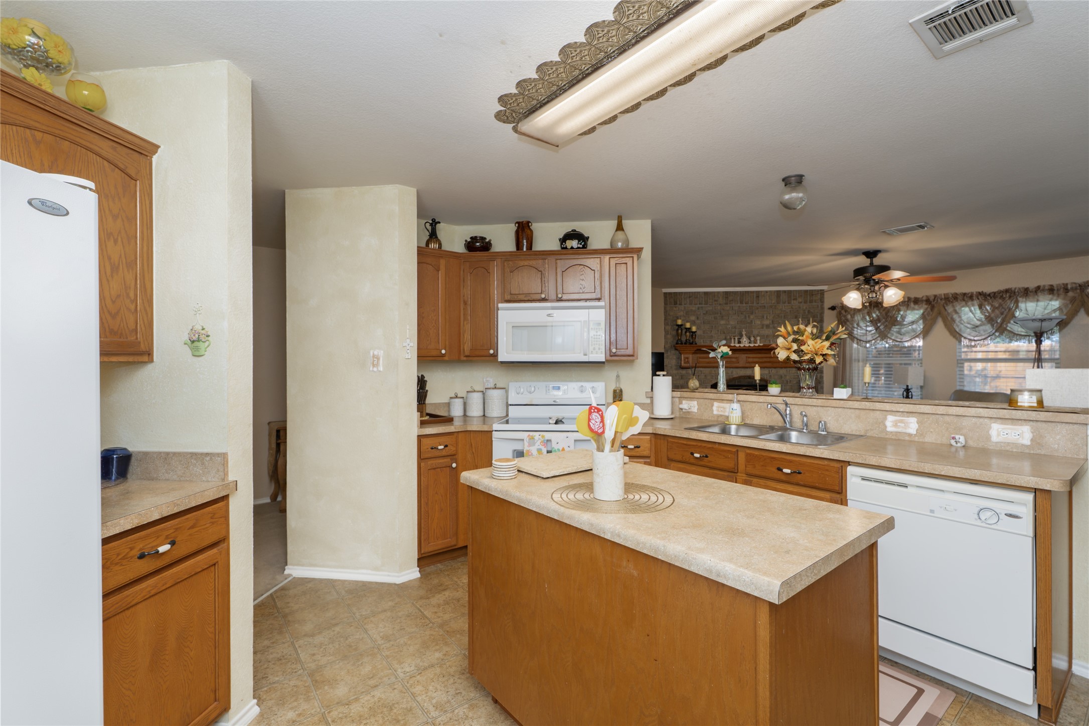 2051 Shawnee Trail