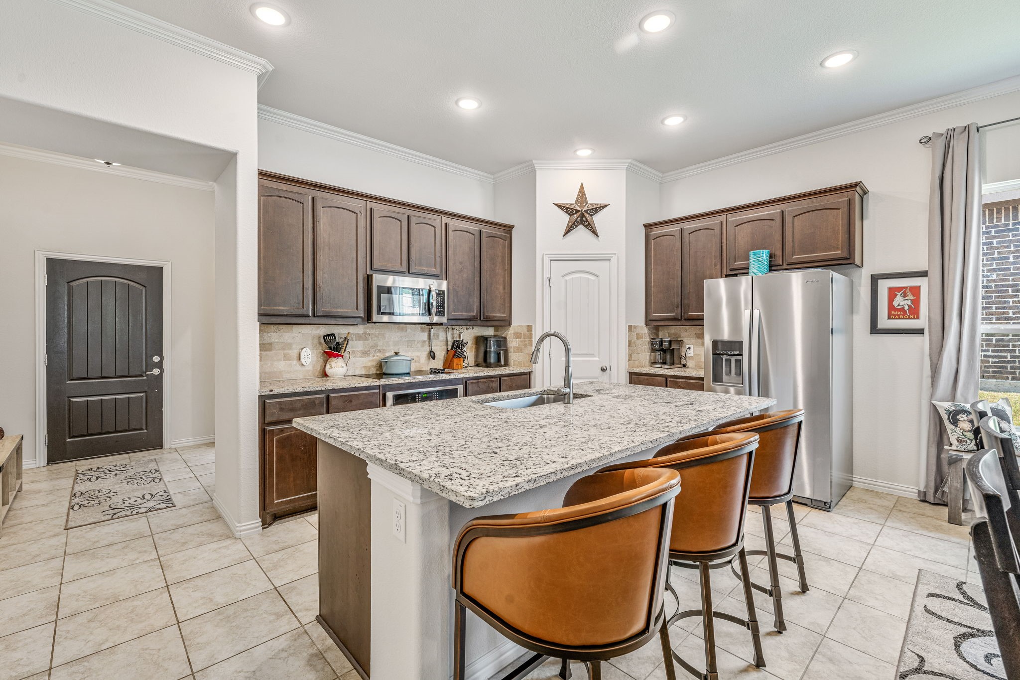 1569 Stanchion Way