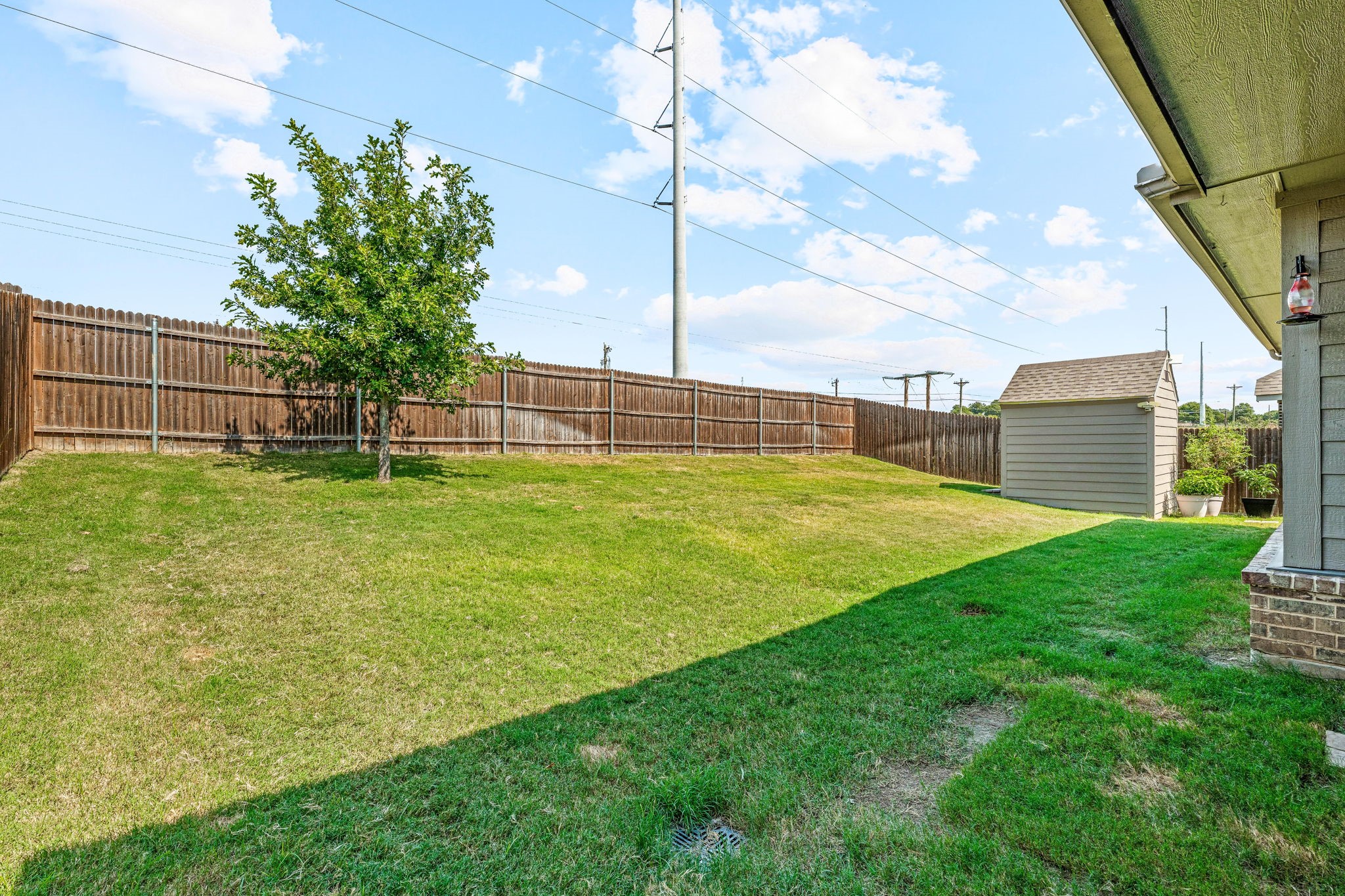 1569 Stanchion Way
