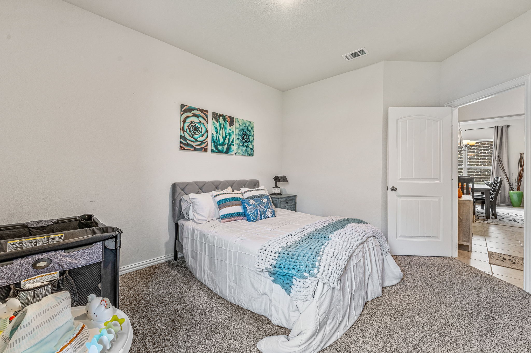 1569 Stanchion Way