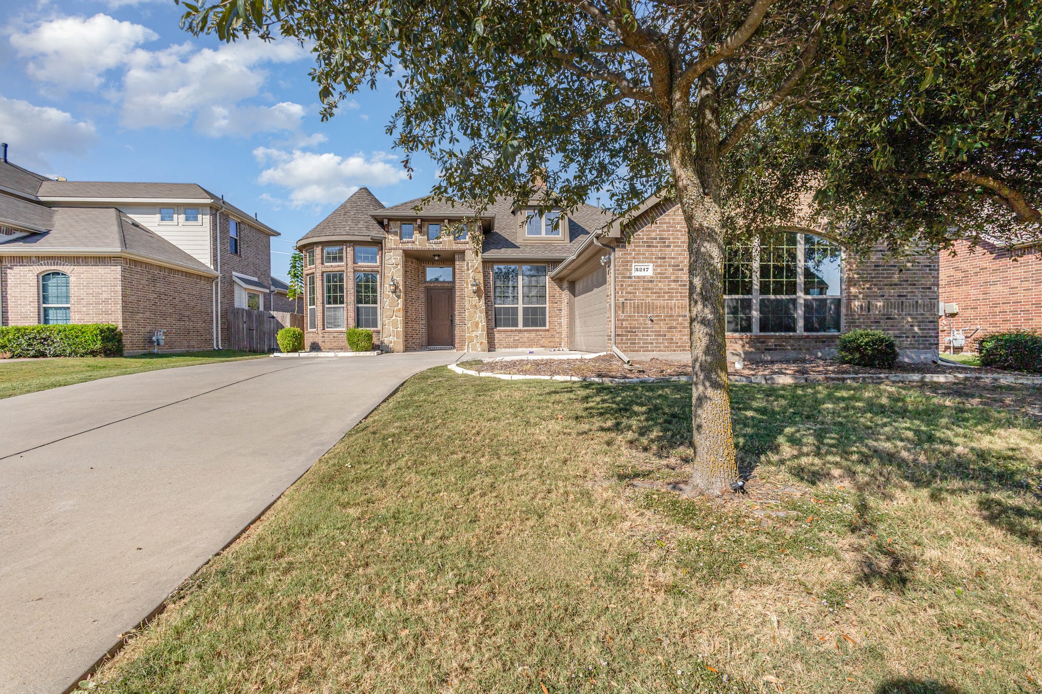 5217 Falcon Ridge Court