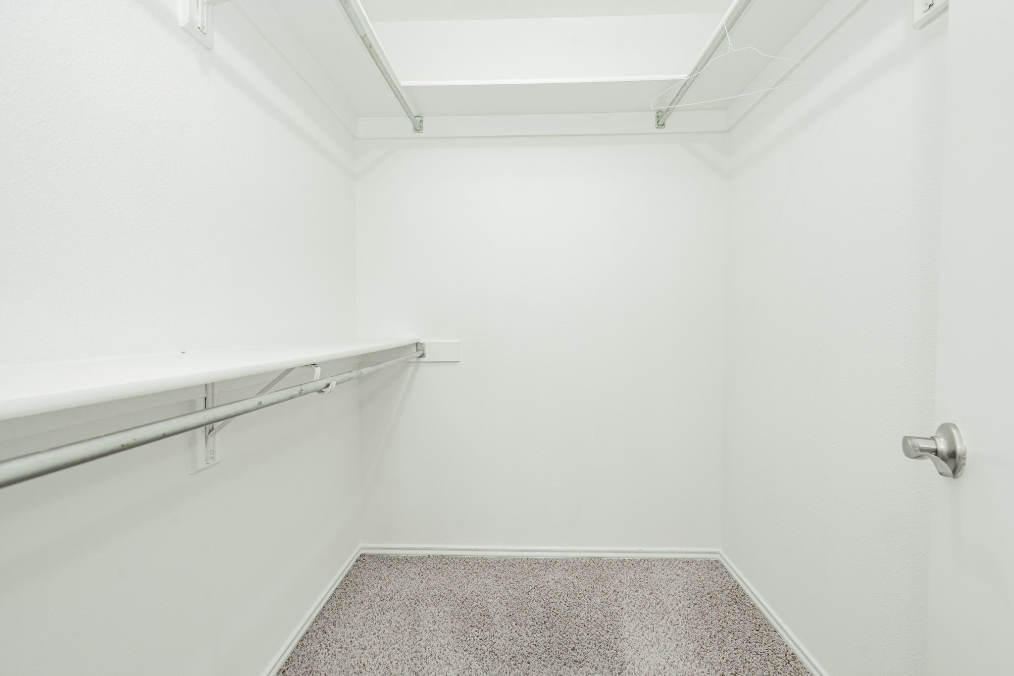 2512 Brook Hollow Court