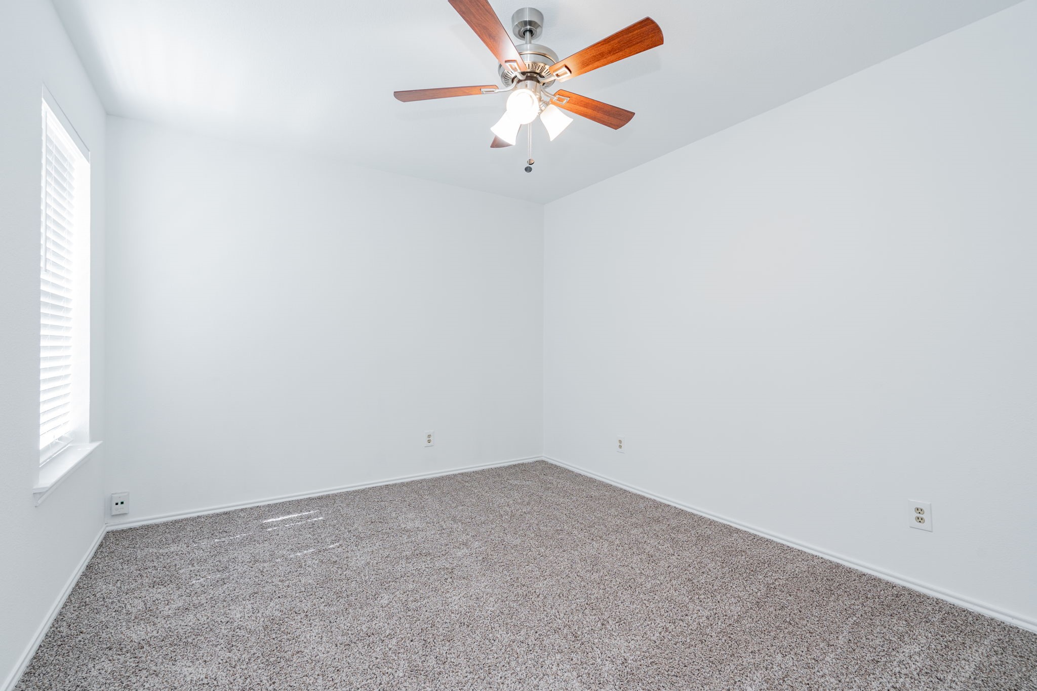 2512 Brook Hollow Court