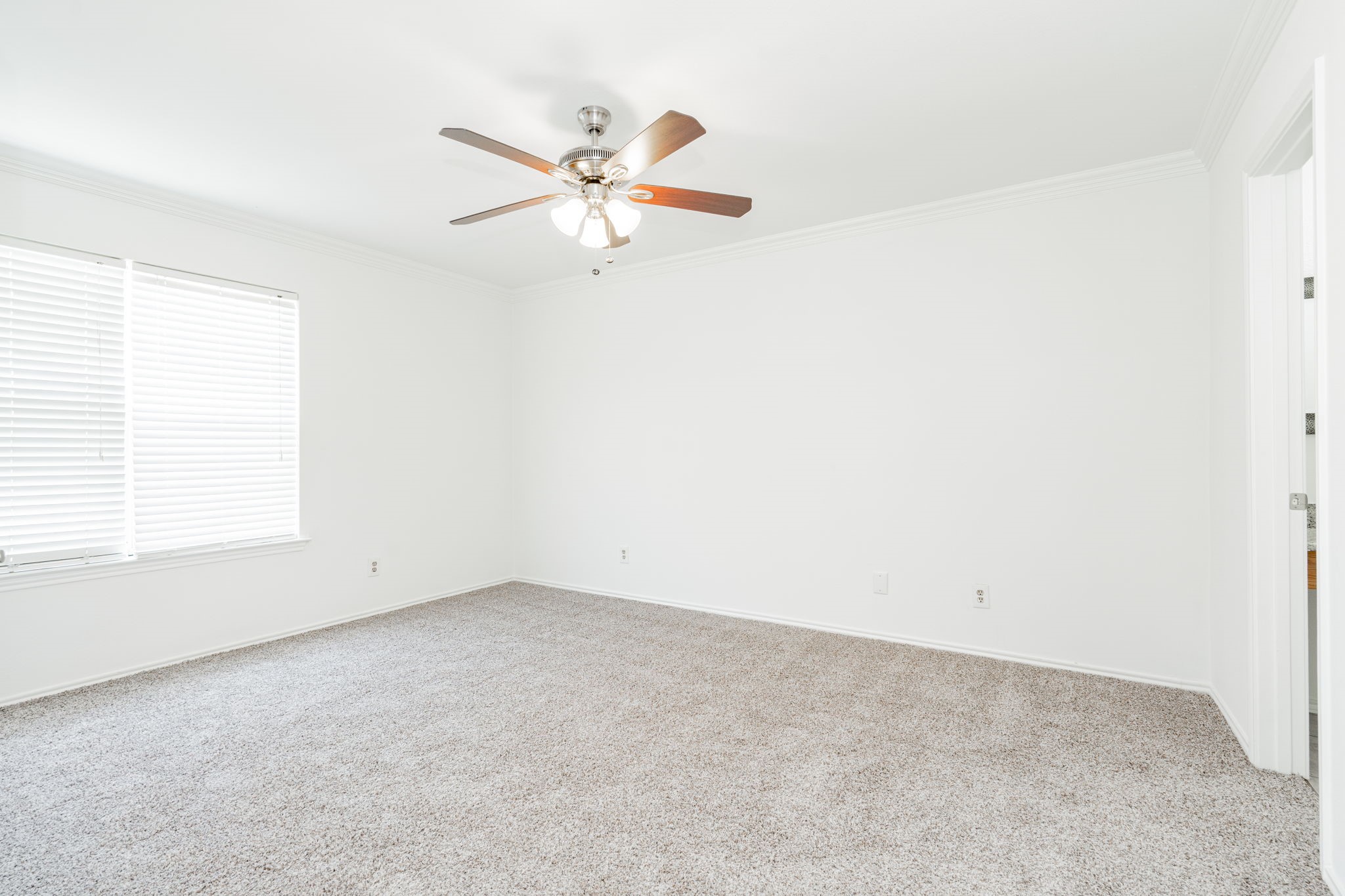 2512 Brook Hollow Court