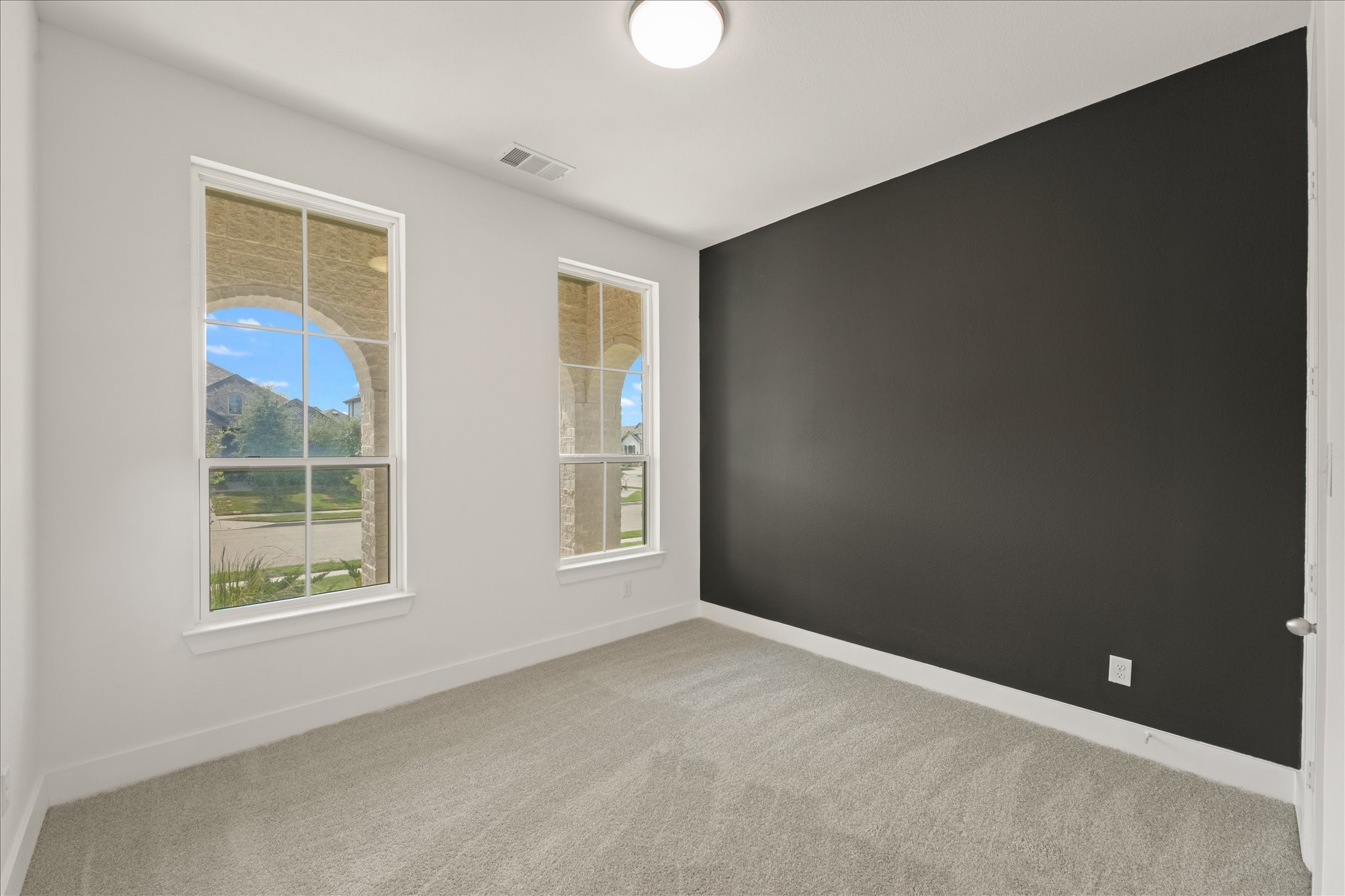 2424 Doncaster Drive