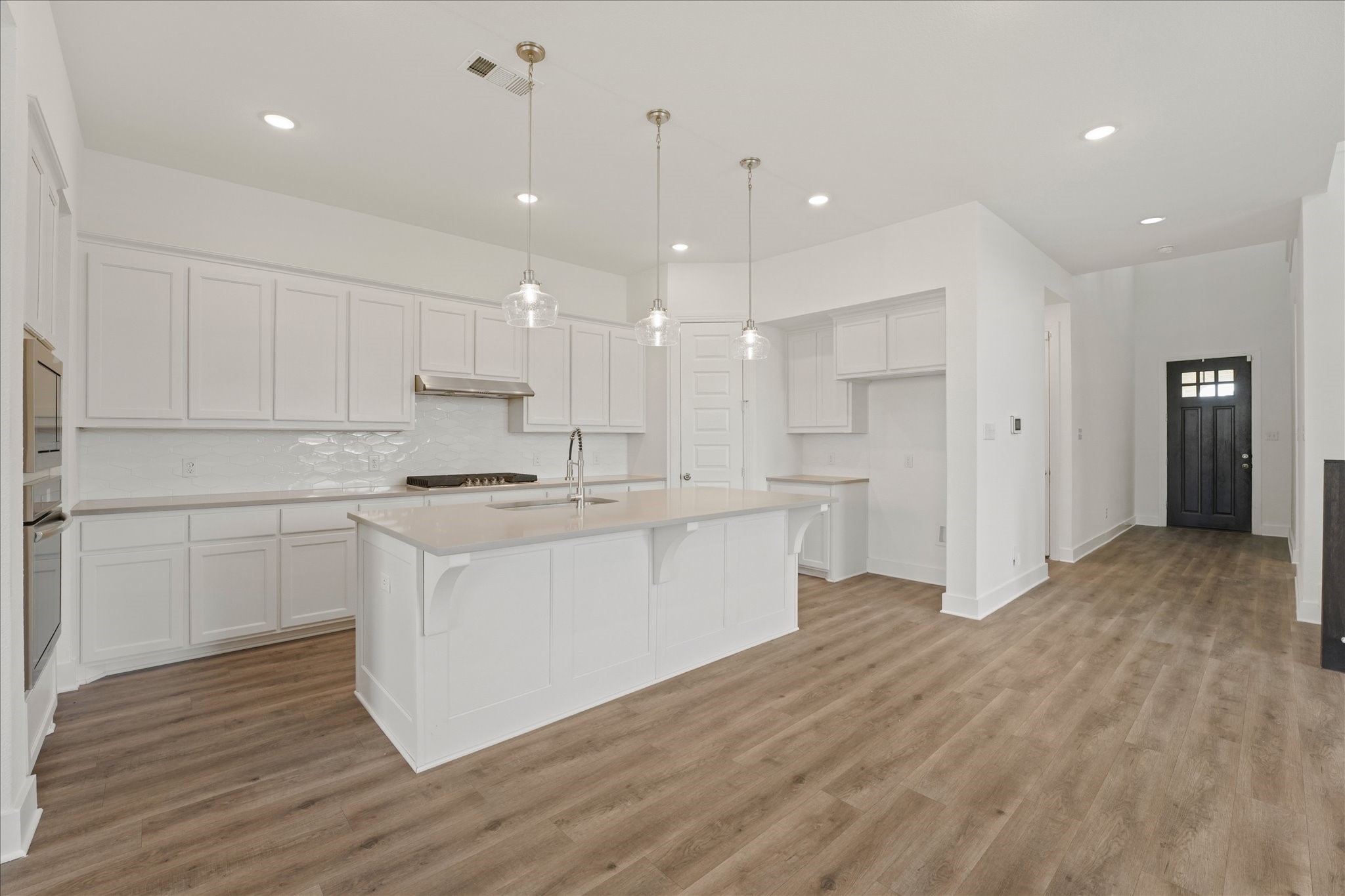 2424 Doncaster Drive