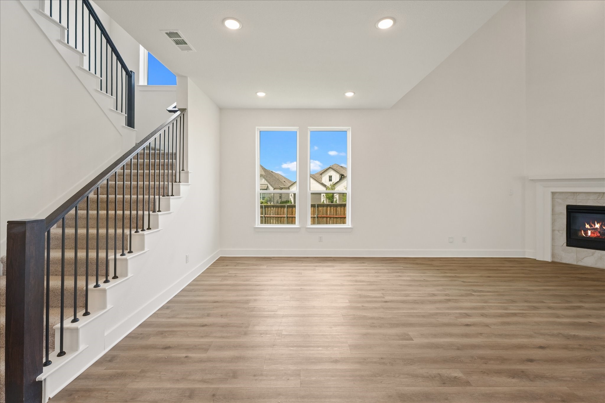 2424 Doncaster Drive