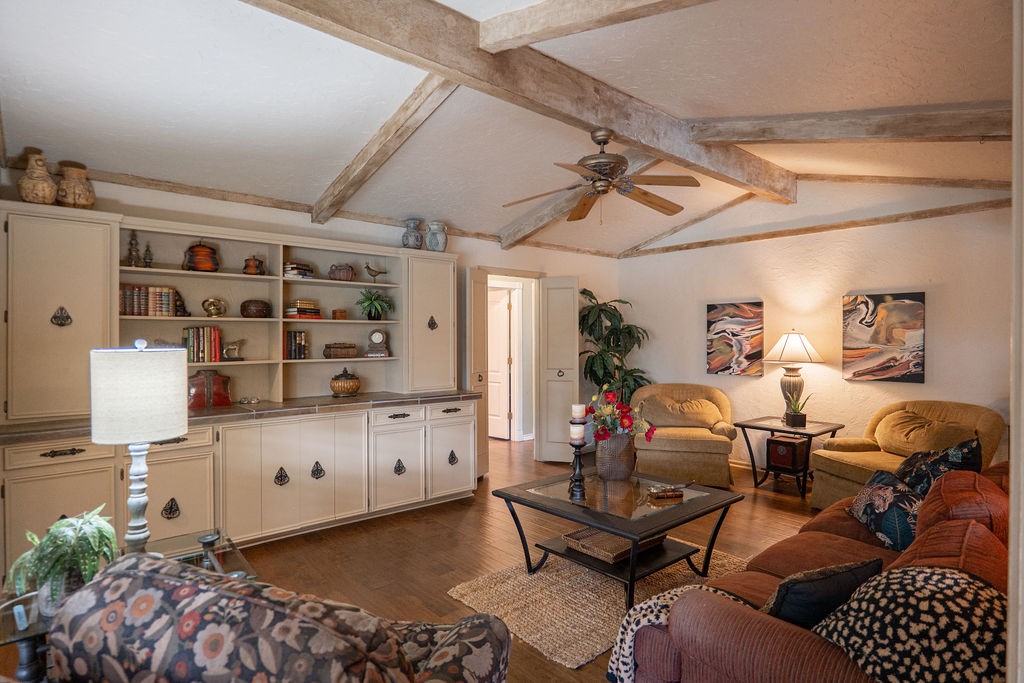 7326 Hillwood Lane
