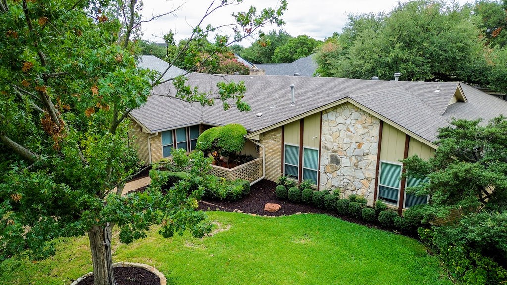 7326 Hillwood Lane