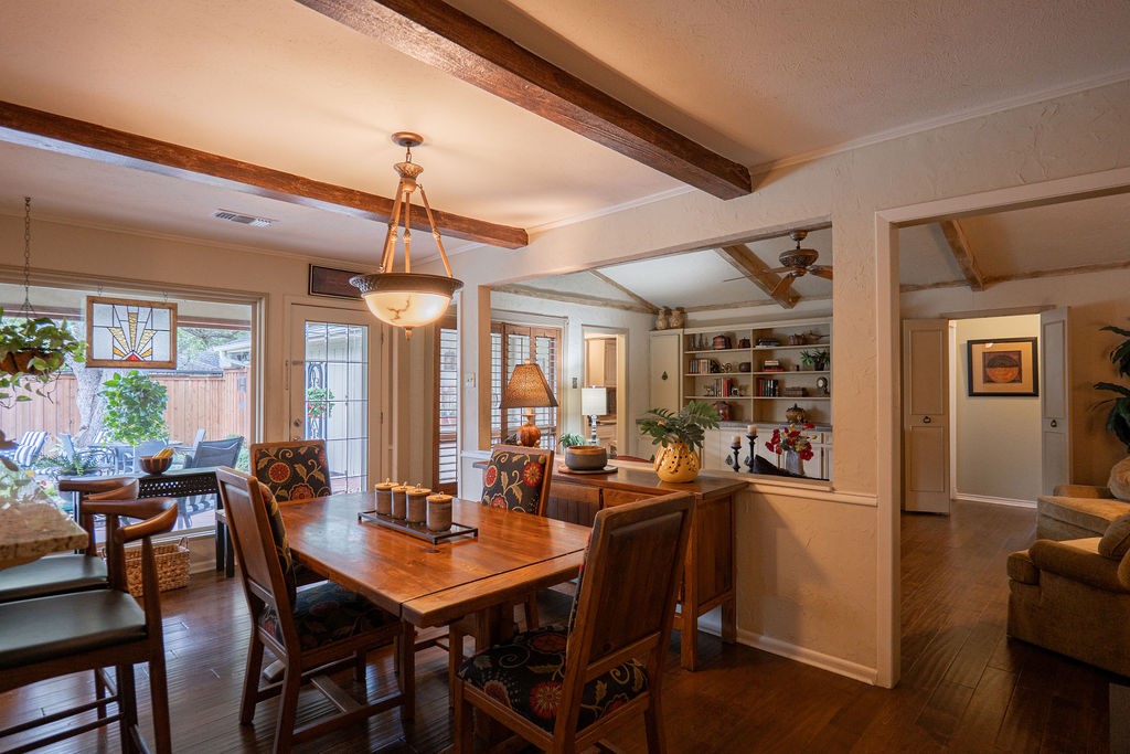 7326 Hillwood Lane
