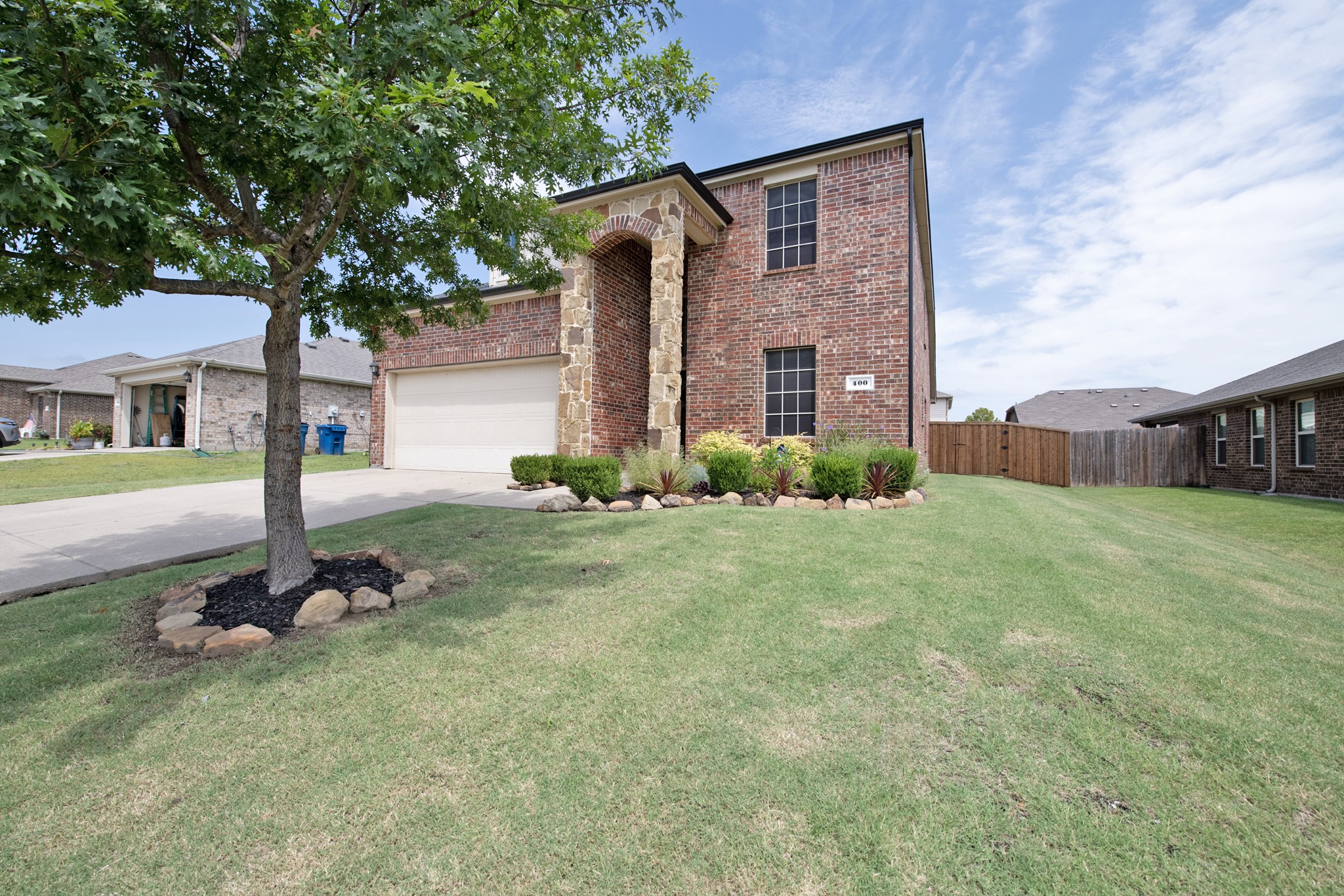 400 Hawthorn Drive