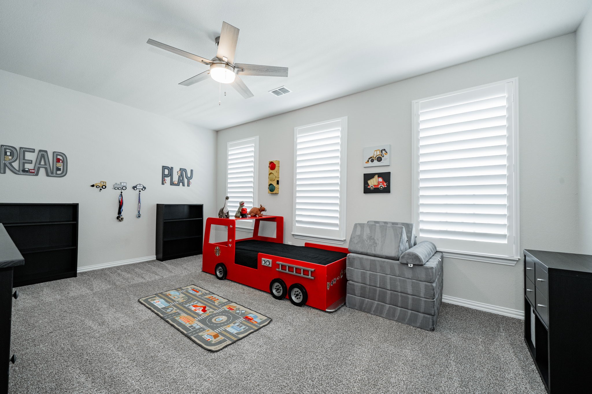 1403 Hickory Woods Way