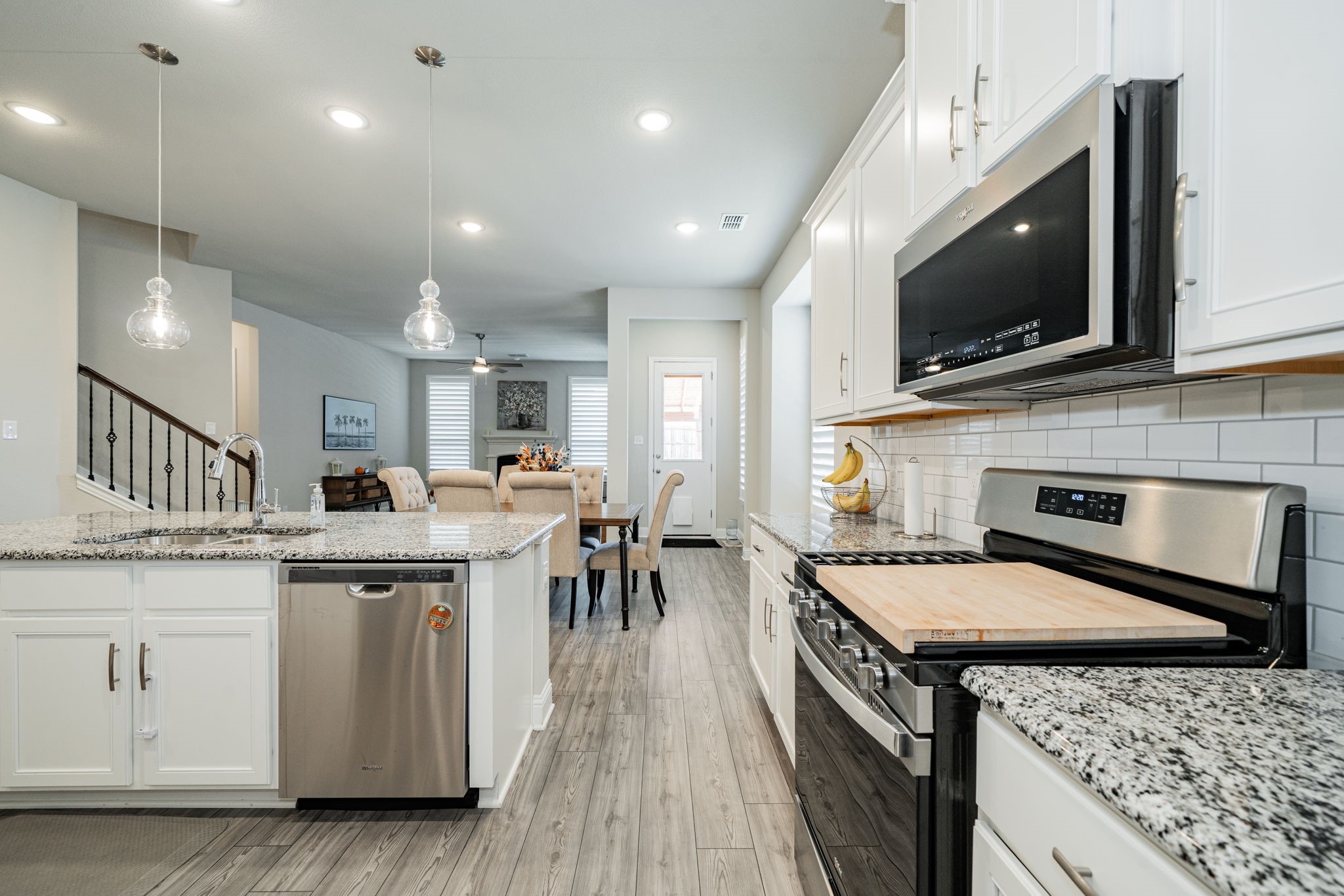 1403 Hickory Woods Way