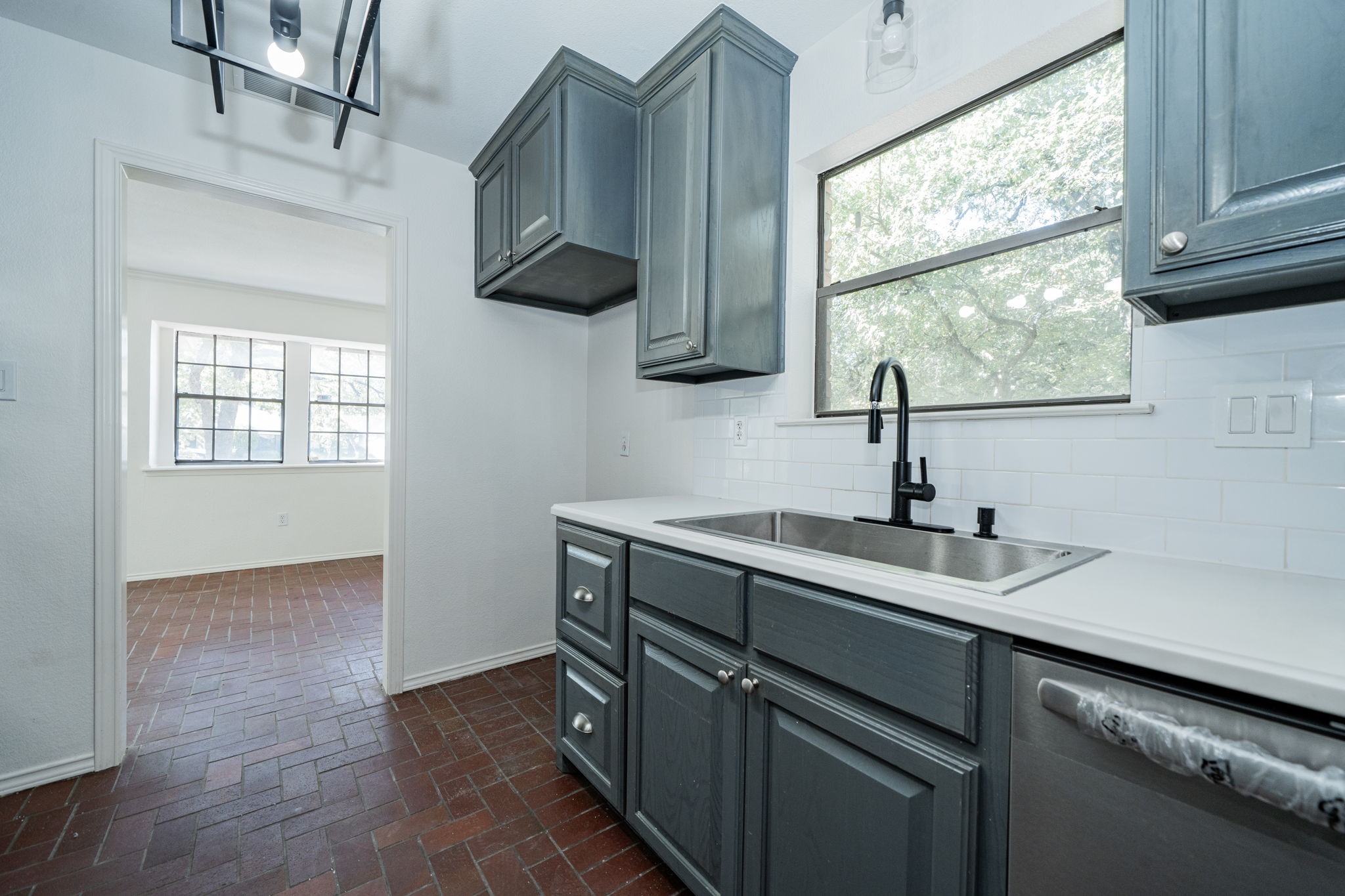 2811 Burlwood Drive