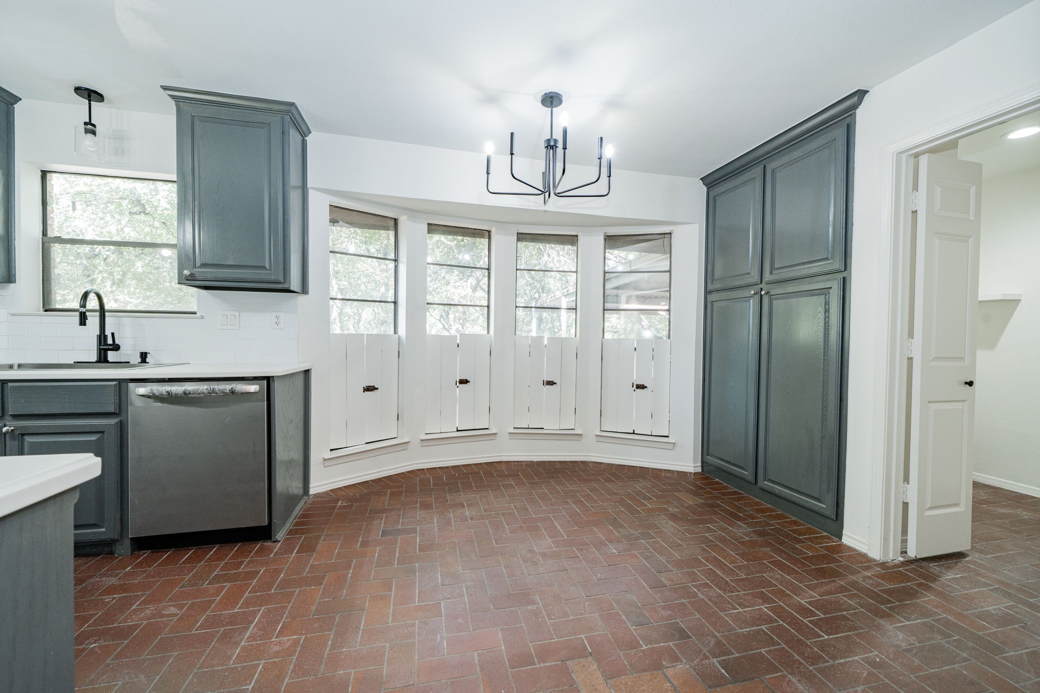 2811 Burlwood Drive