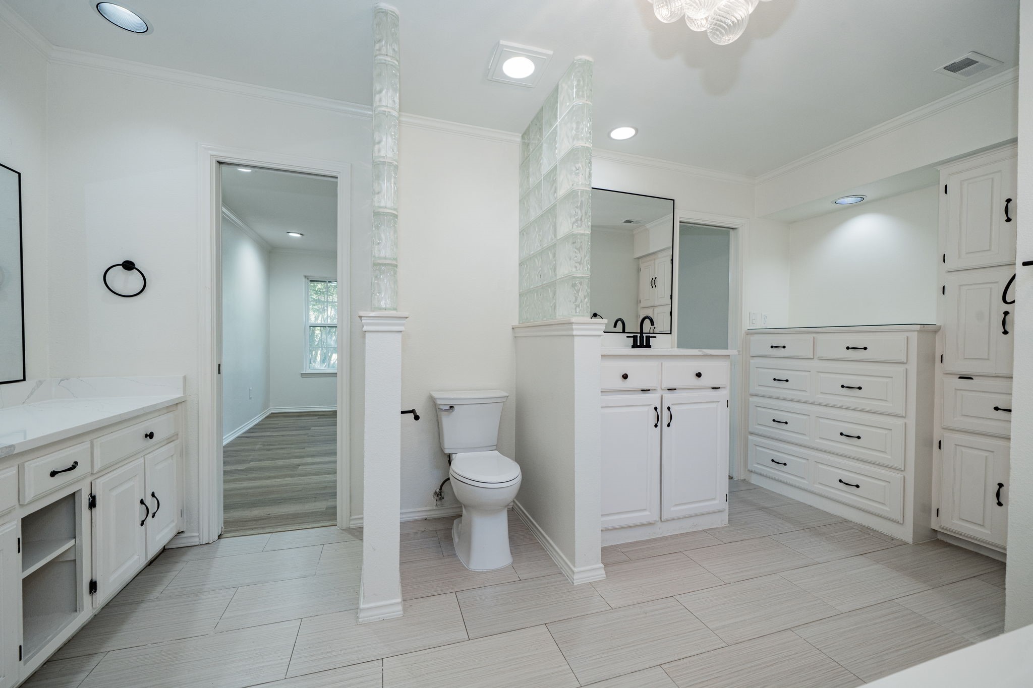 2811 Burlwood Drive