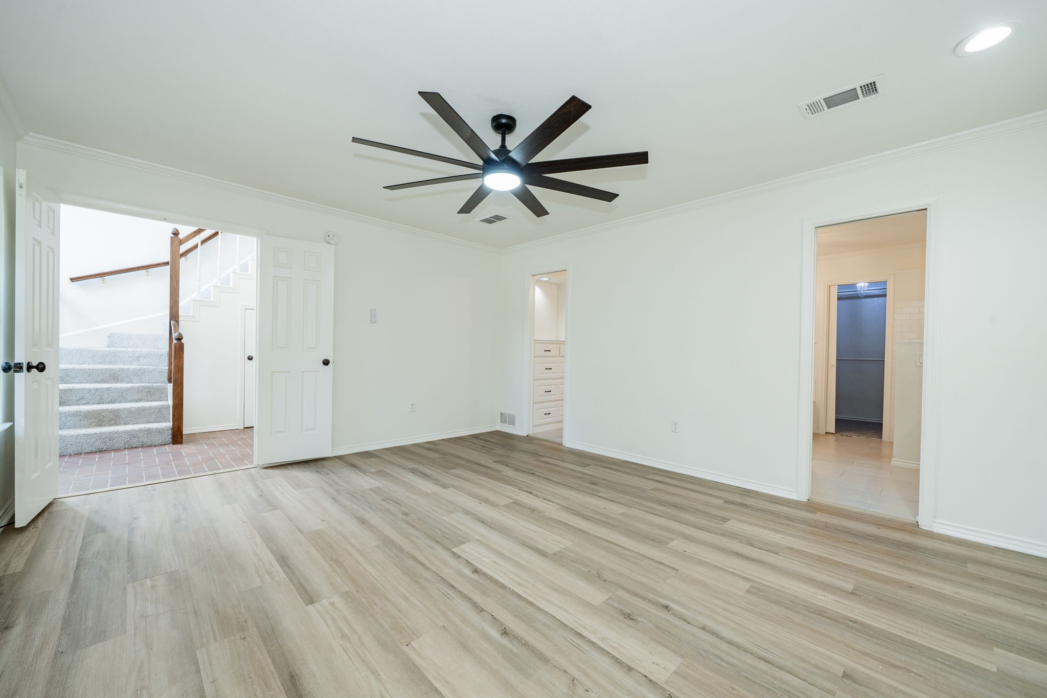 2811 Burlwood Drive