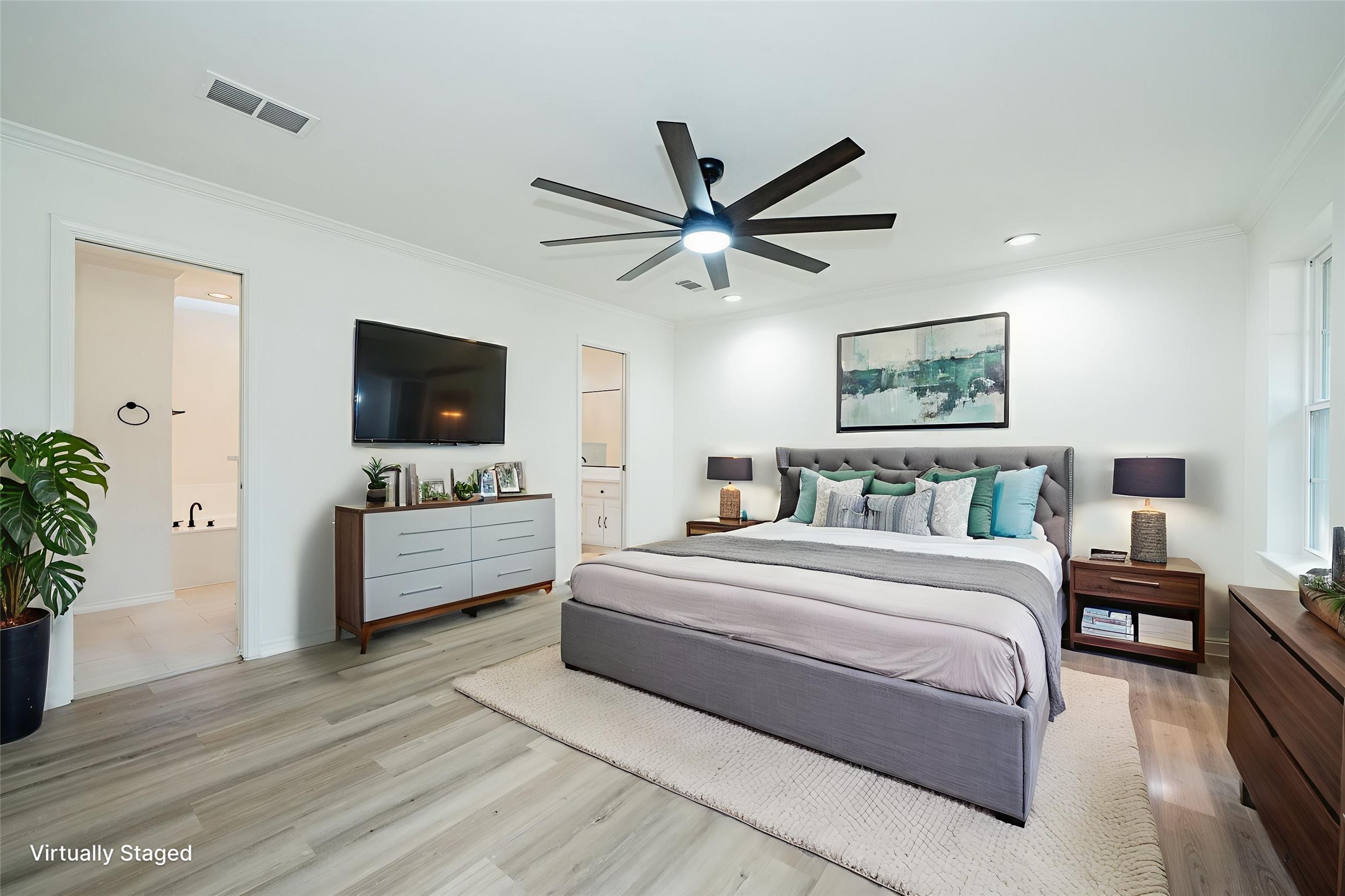 2811 Burlwood Drive