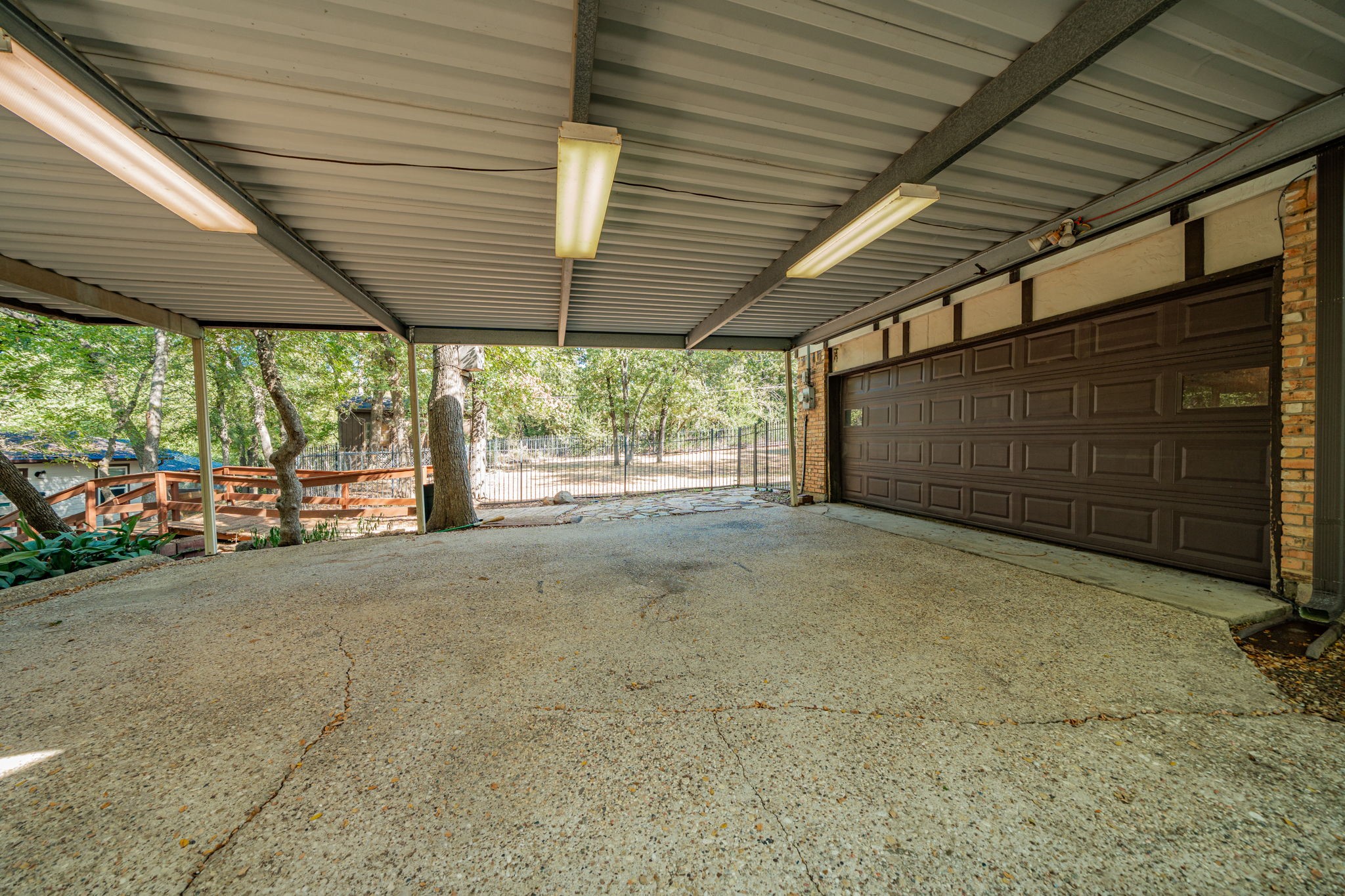 2811 Burlwood Drive