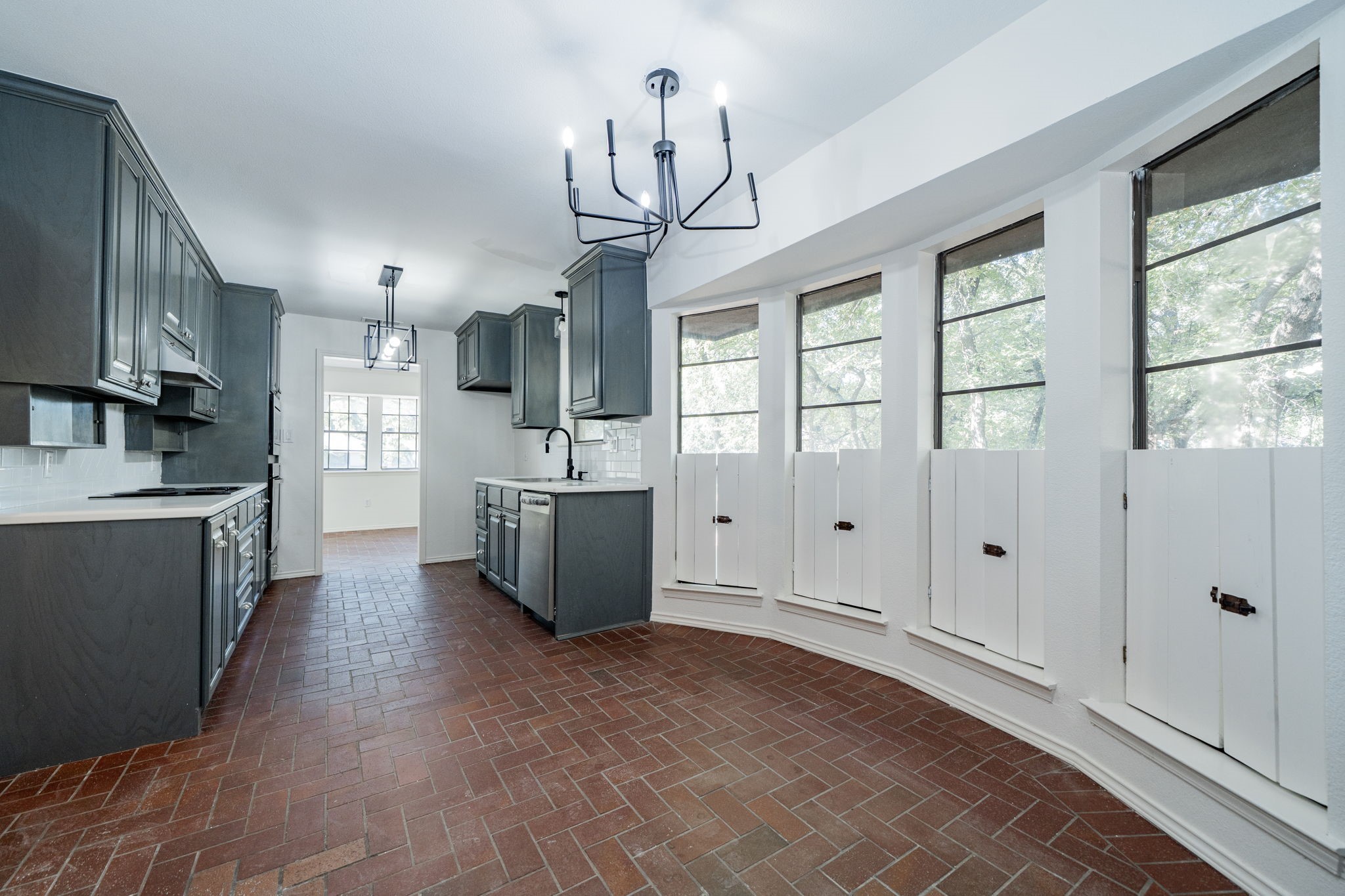 2811 Burlwood Drive