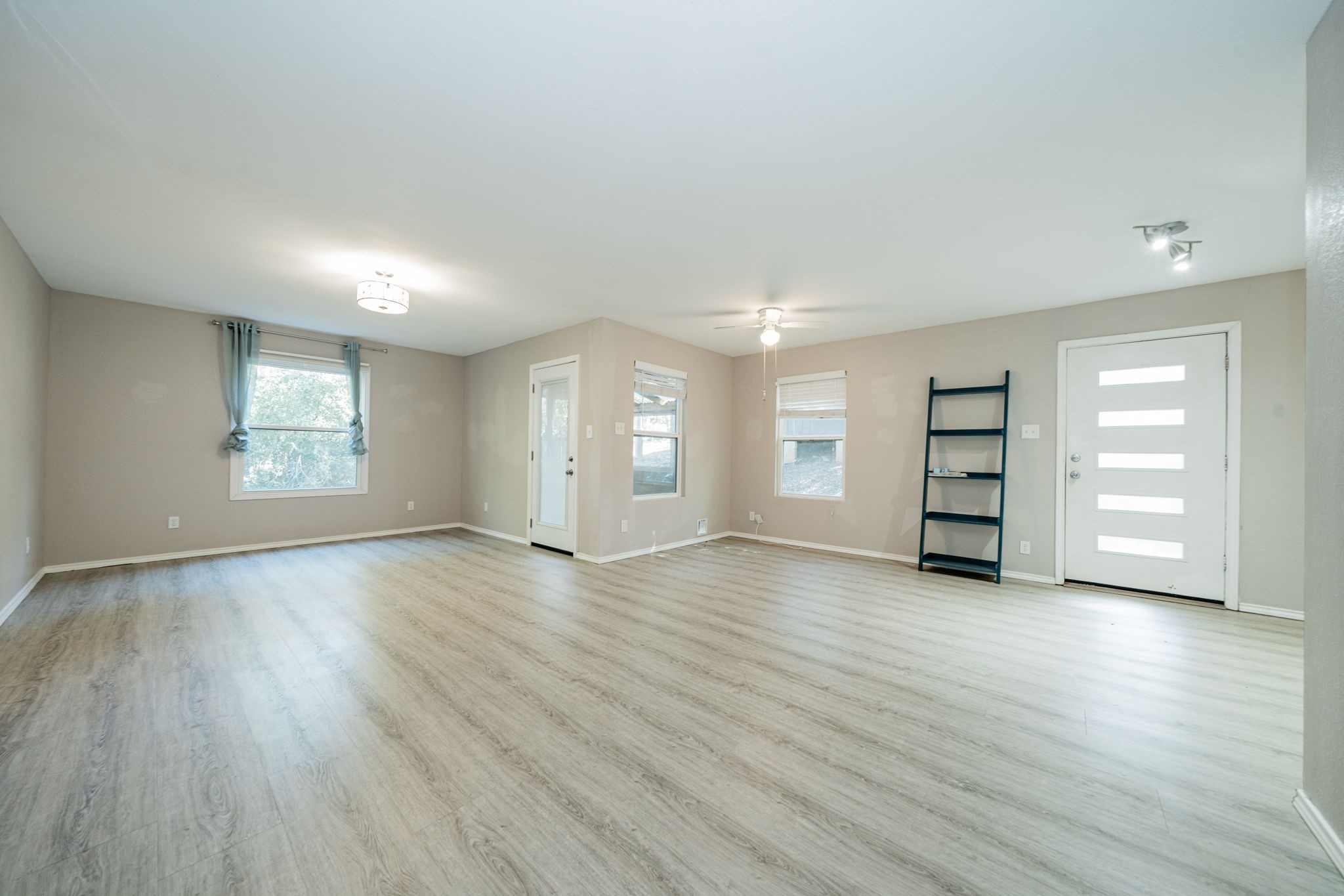 2811 Burlwood Drive