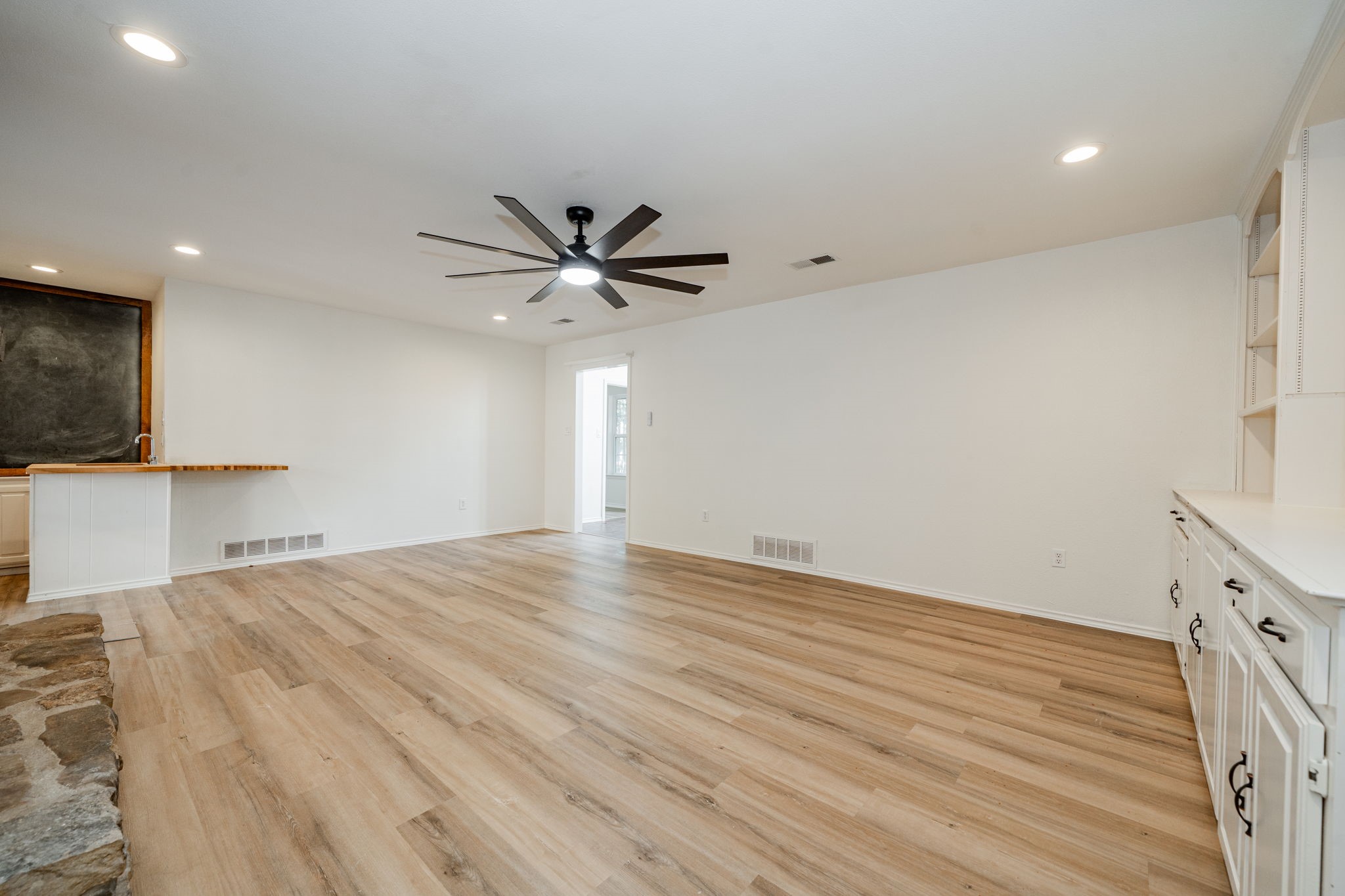 2811 Burlwood Drive