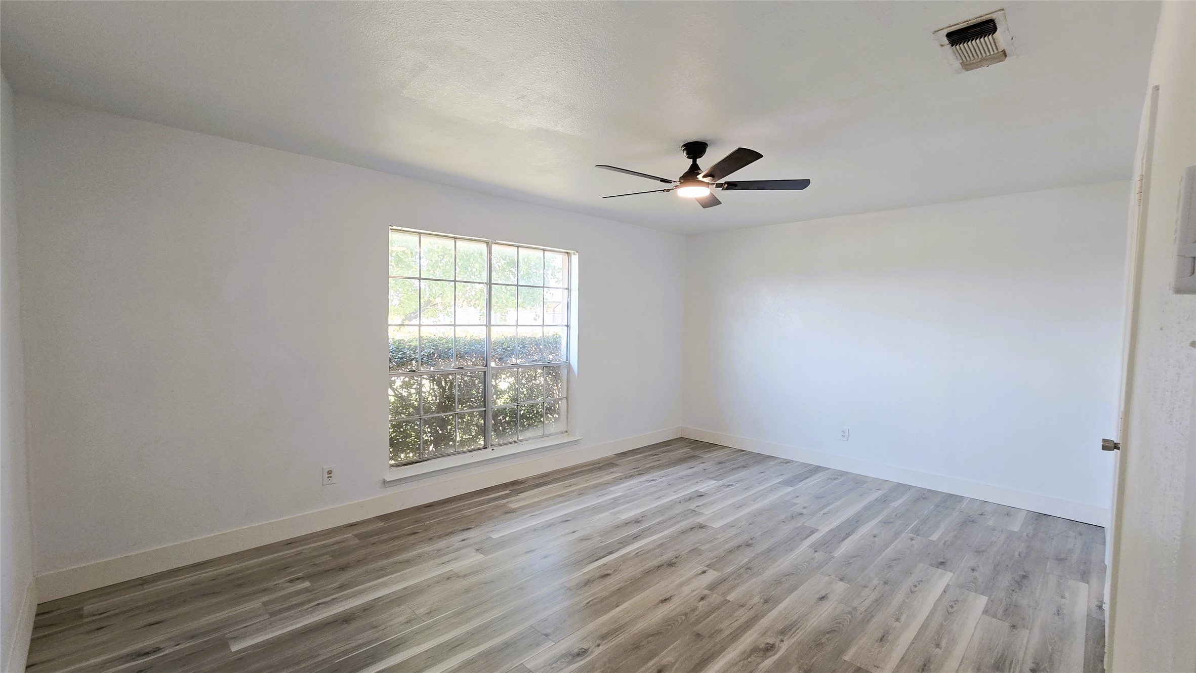 2114 Sam Houston Drive