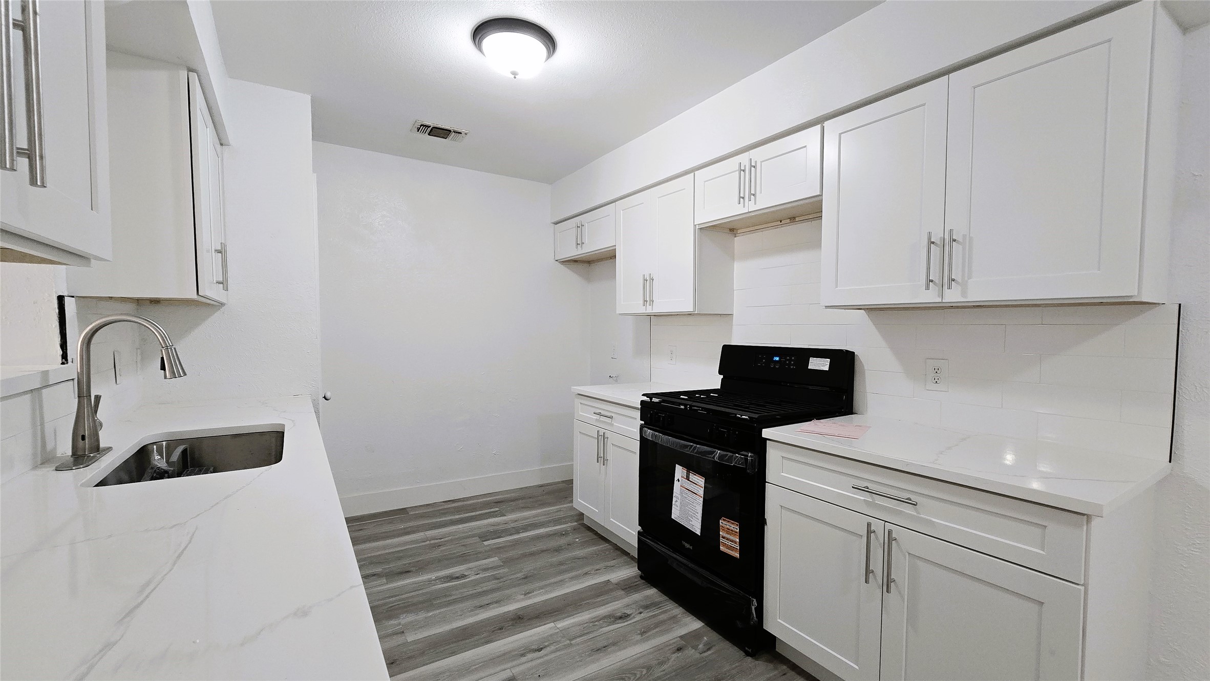 2114 Sam Houston Drive