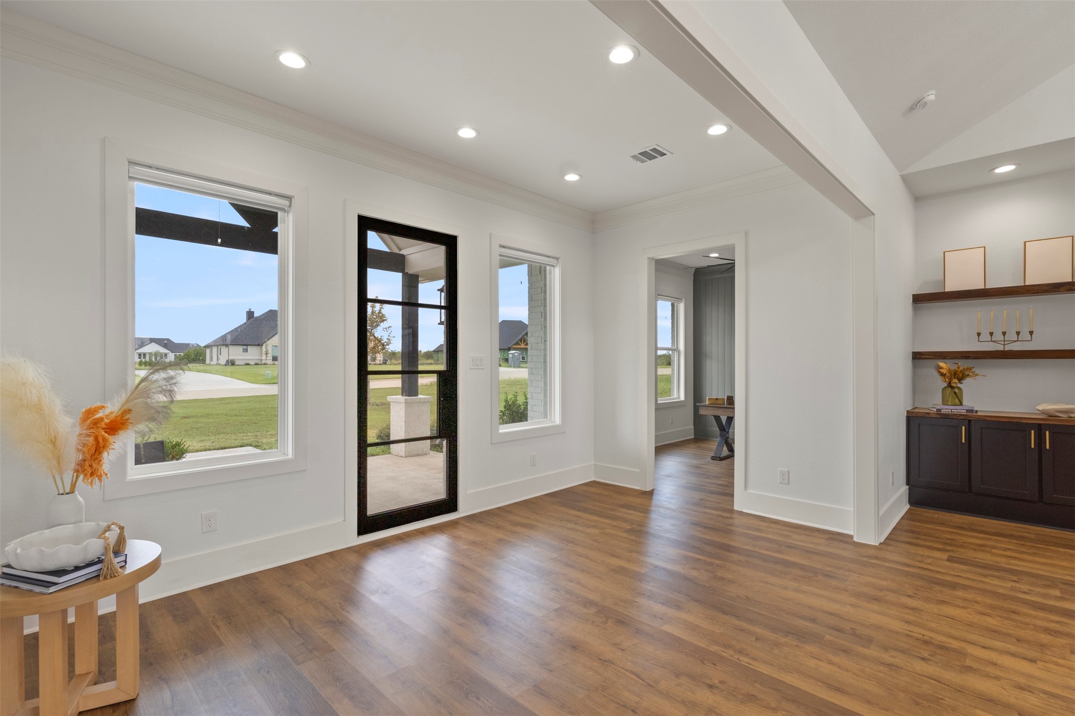 6221 Purple English Oak Court