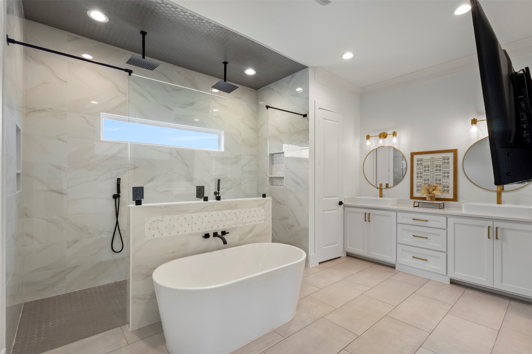 6221 Purple English Oak Court