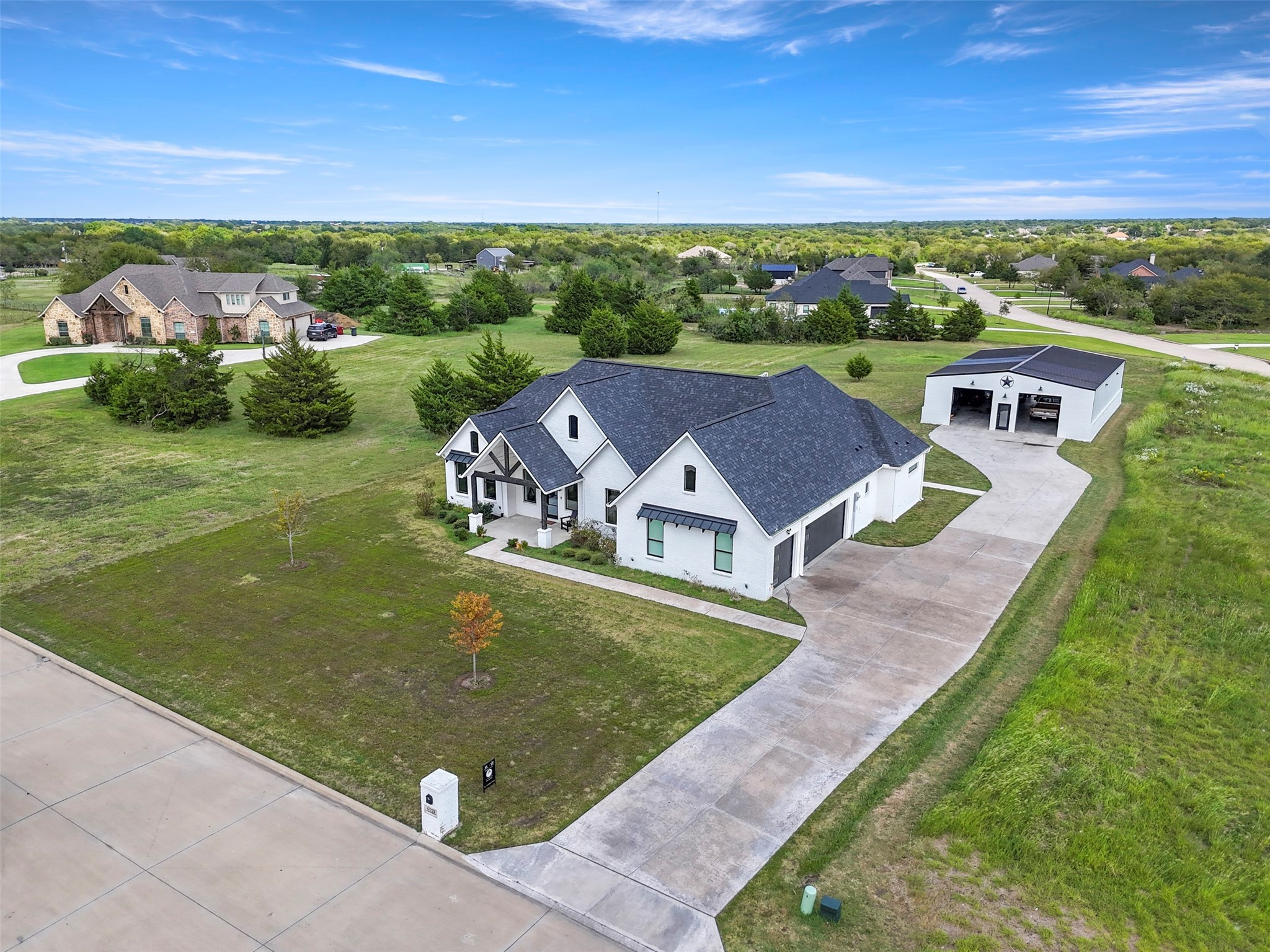6221 Purple English Oak Court