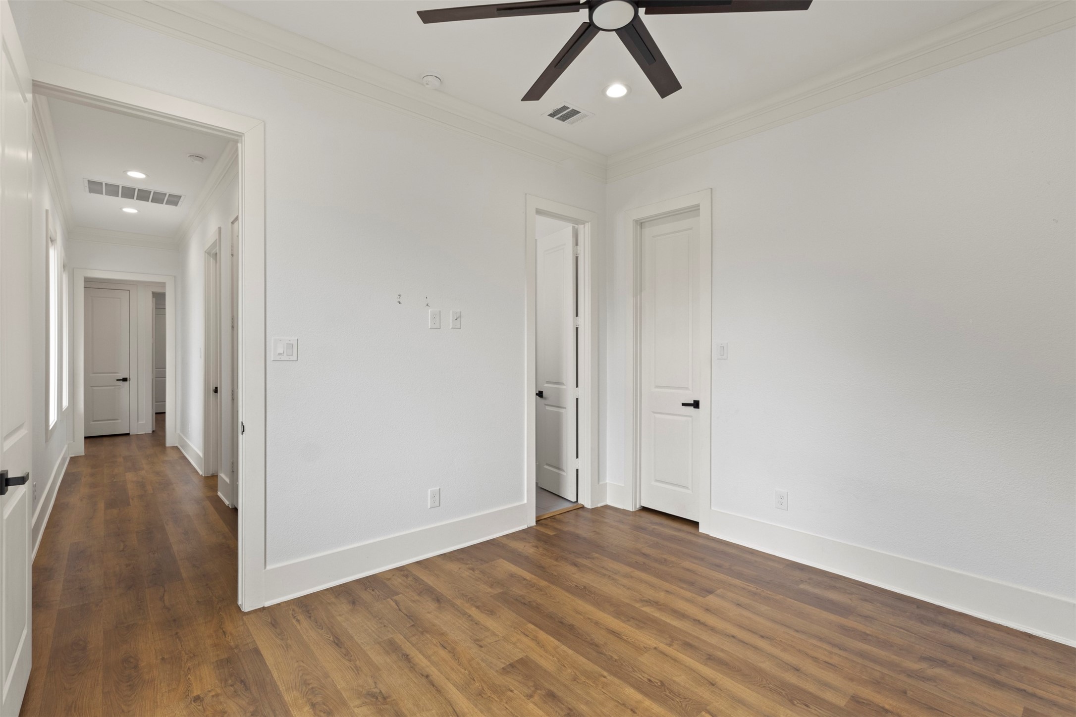 6221 Purple English Oak Court