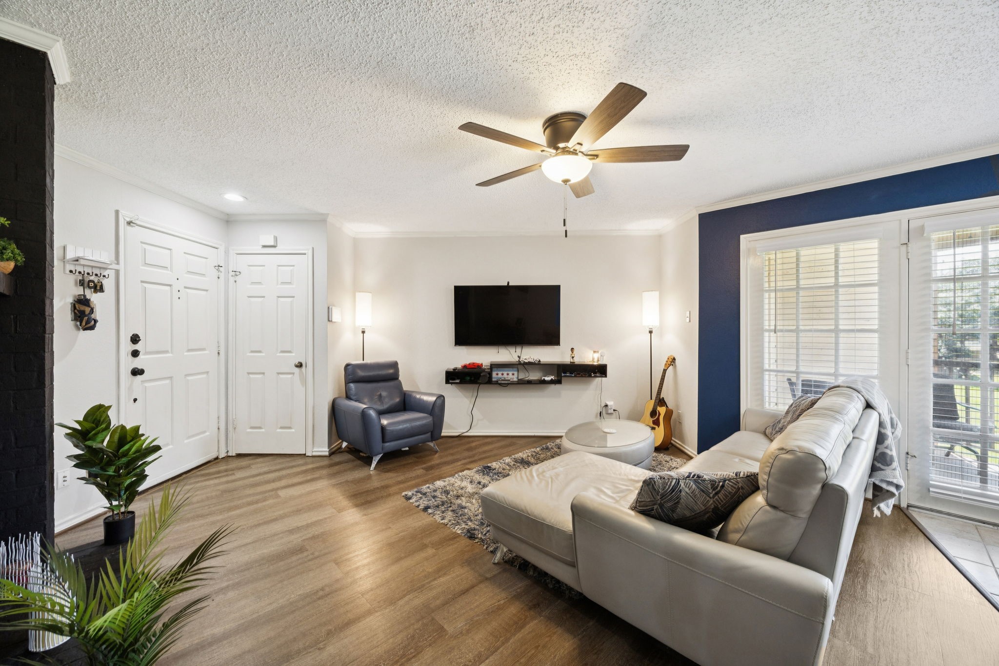 16301 Ledgemont Lane 281