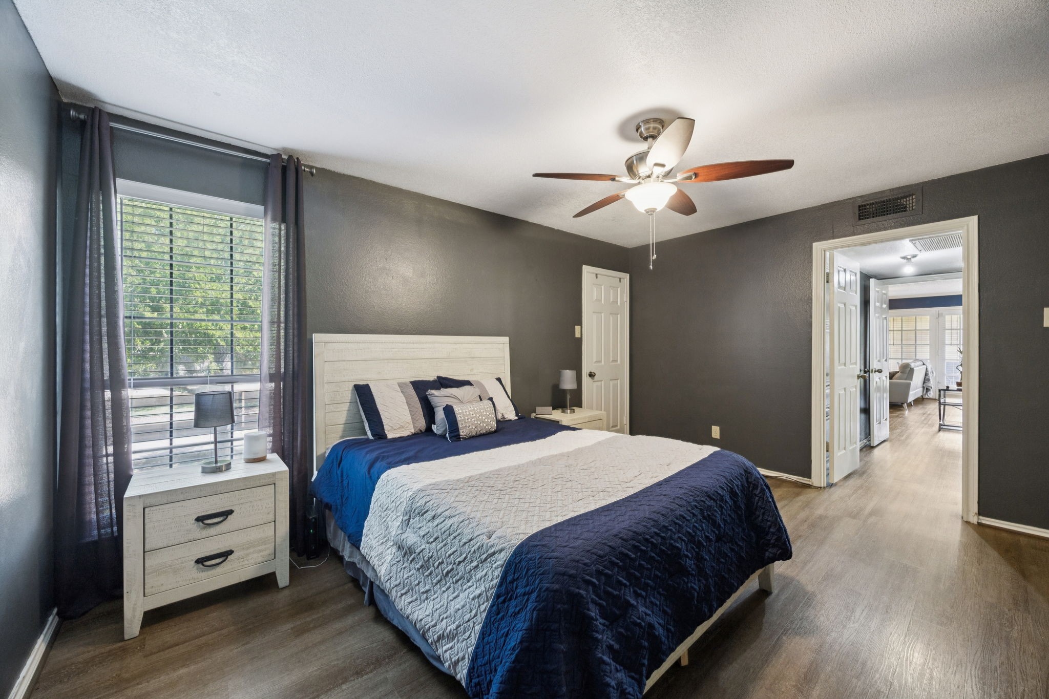 16301 Ledgemont Lane 281