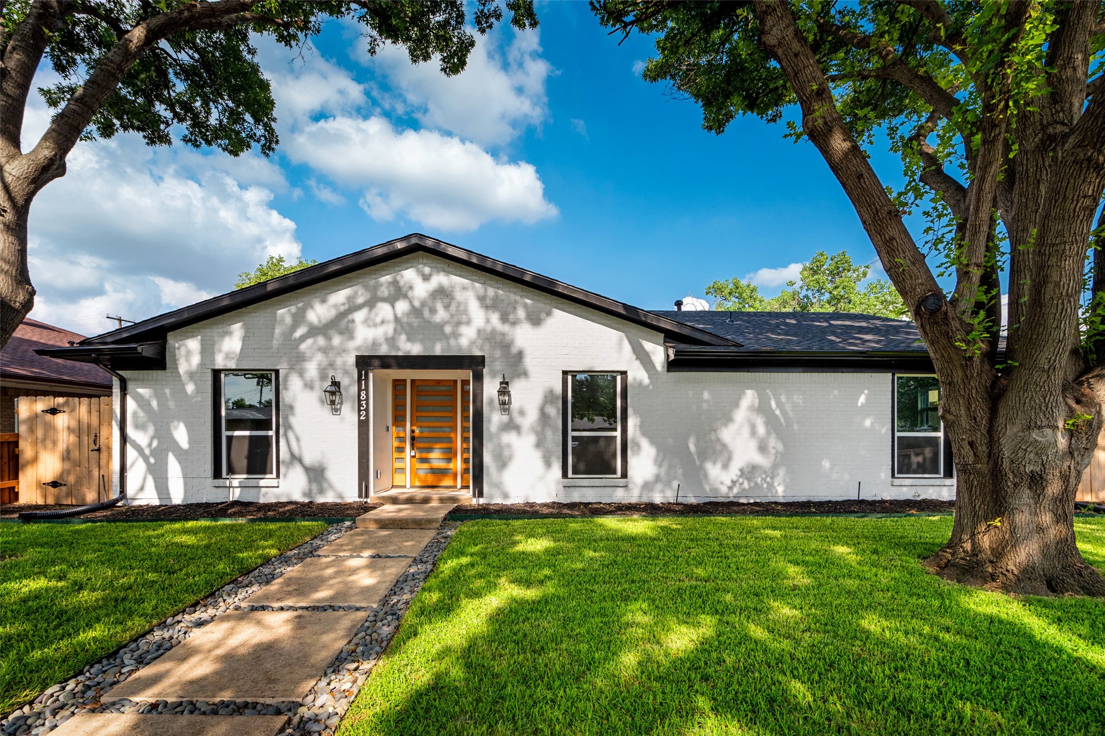 11832 Cromwell Drive