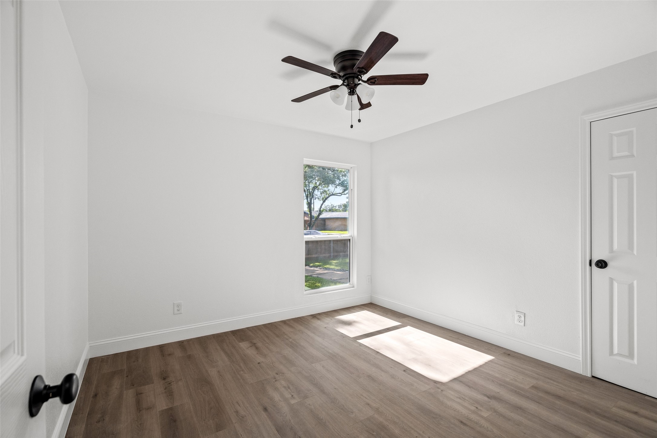 11832 Cromwell Drive