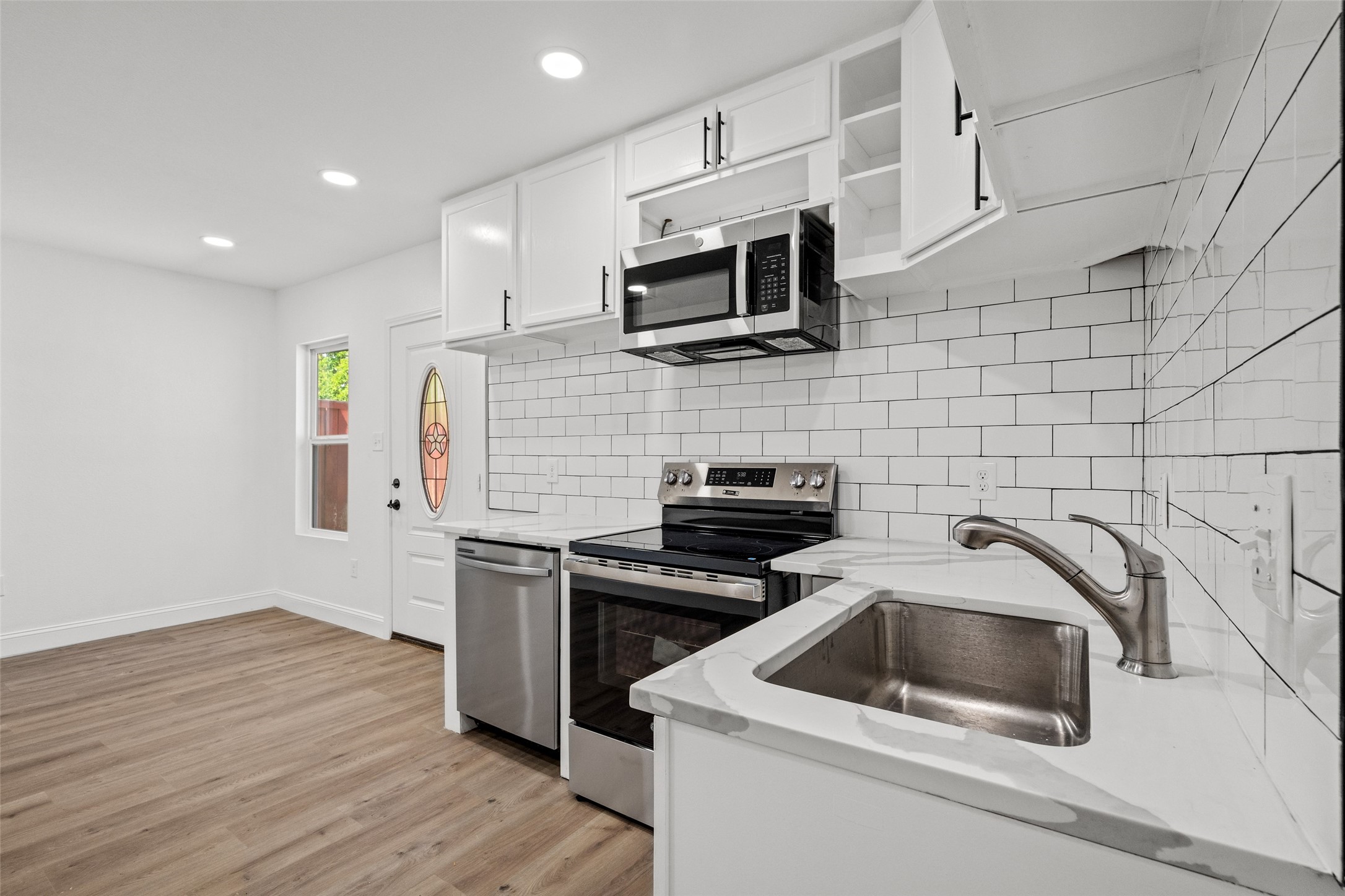 11832 Cromwell Drive