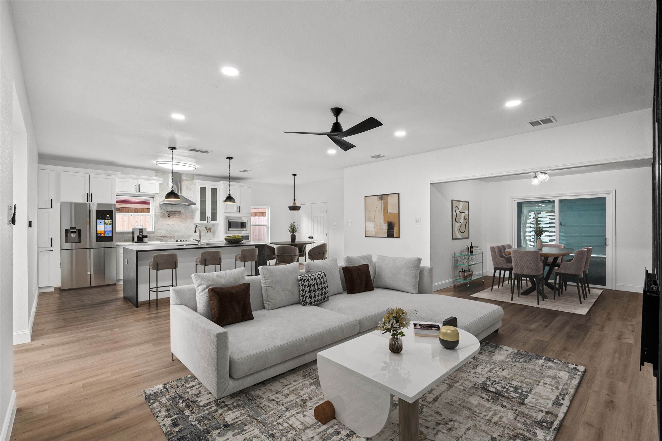 11832 Cromwell Drive