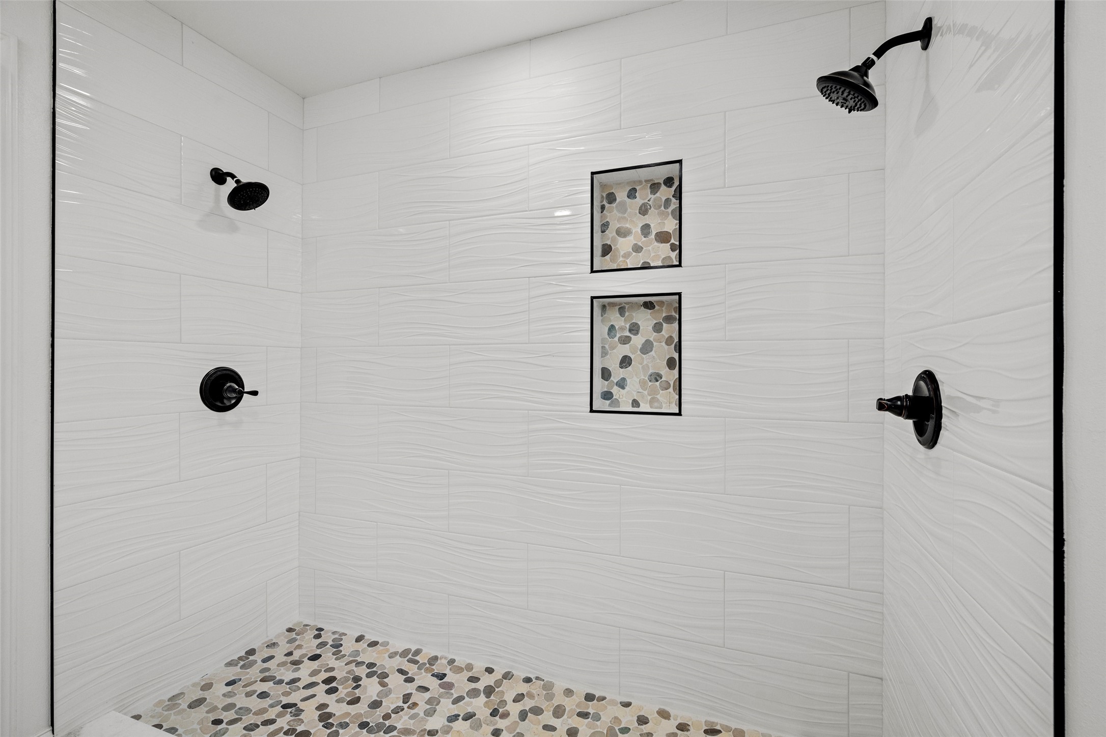 11832 Cromwell Drive